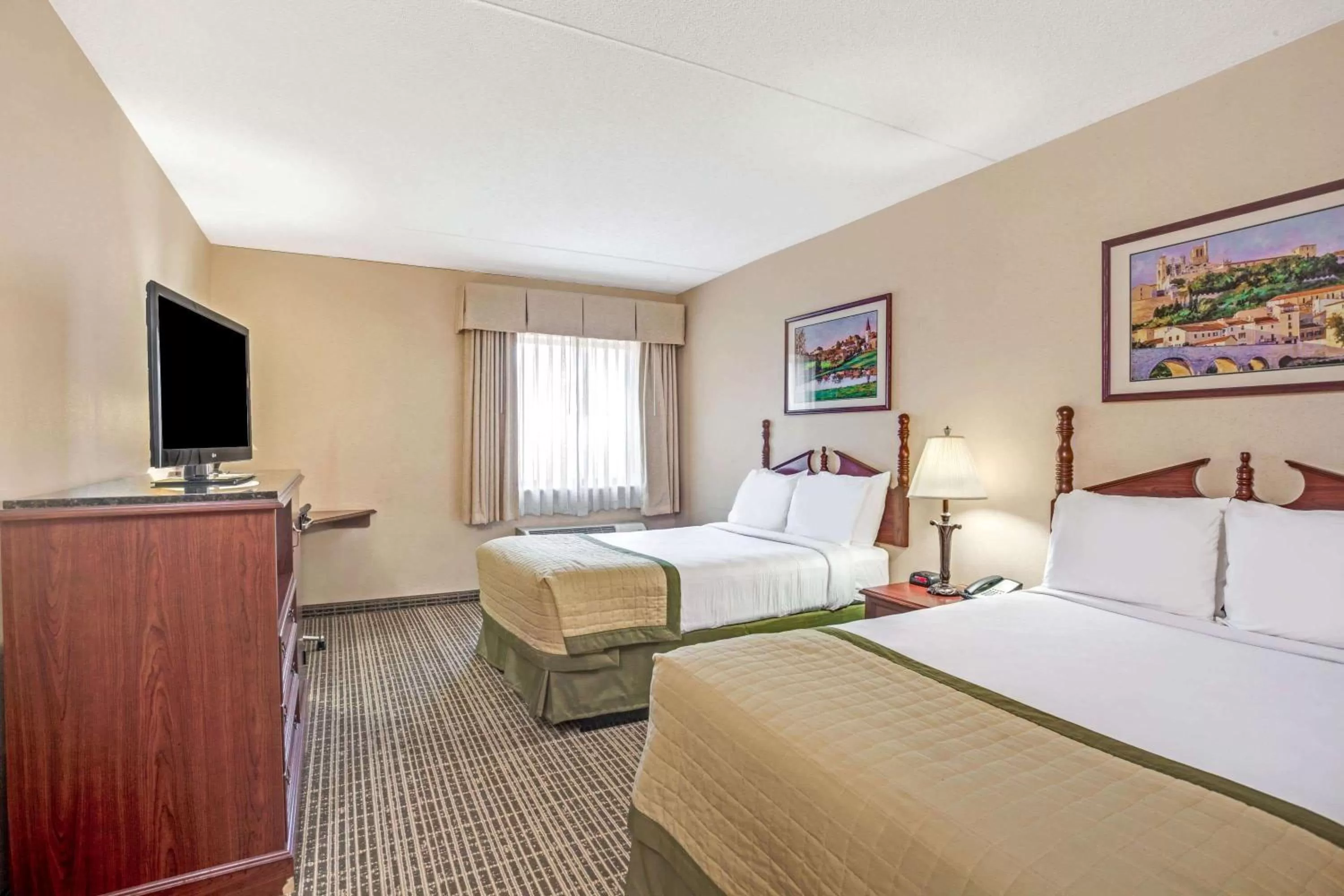 Standard Room with Two Double Beds - Non-Smoking in Baymont by Wyndham Louisville Airport South