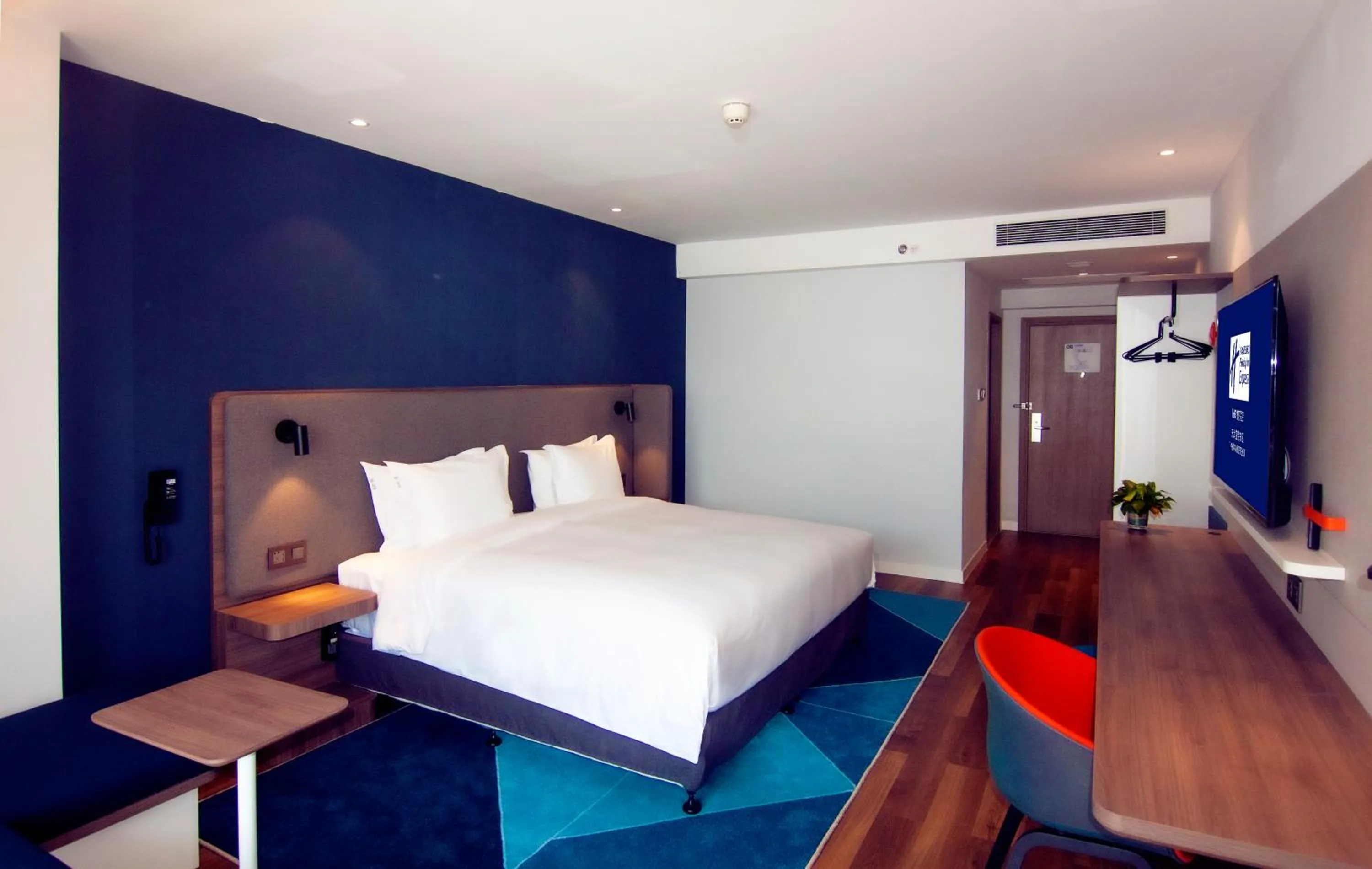 Bed in Holiday Inn Express Tianjin Airport East by IHG