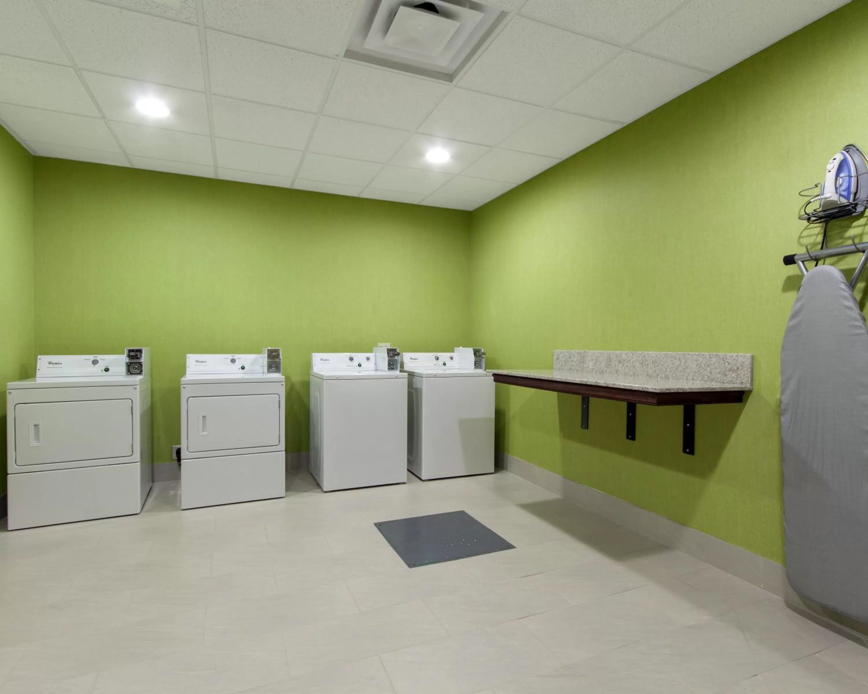 Area and facilities in MainStay Suites Hobbs