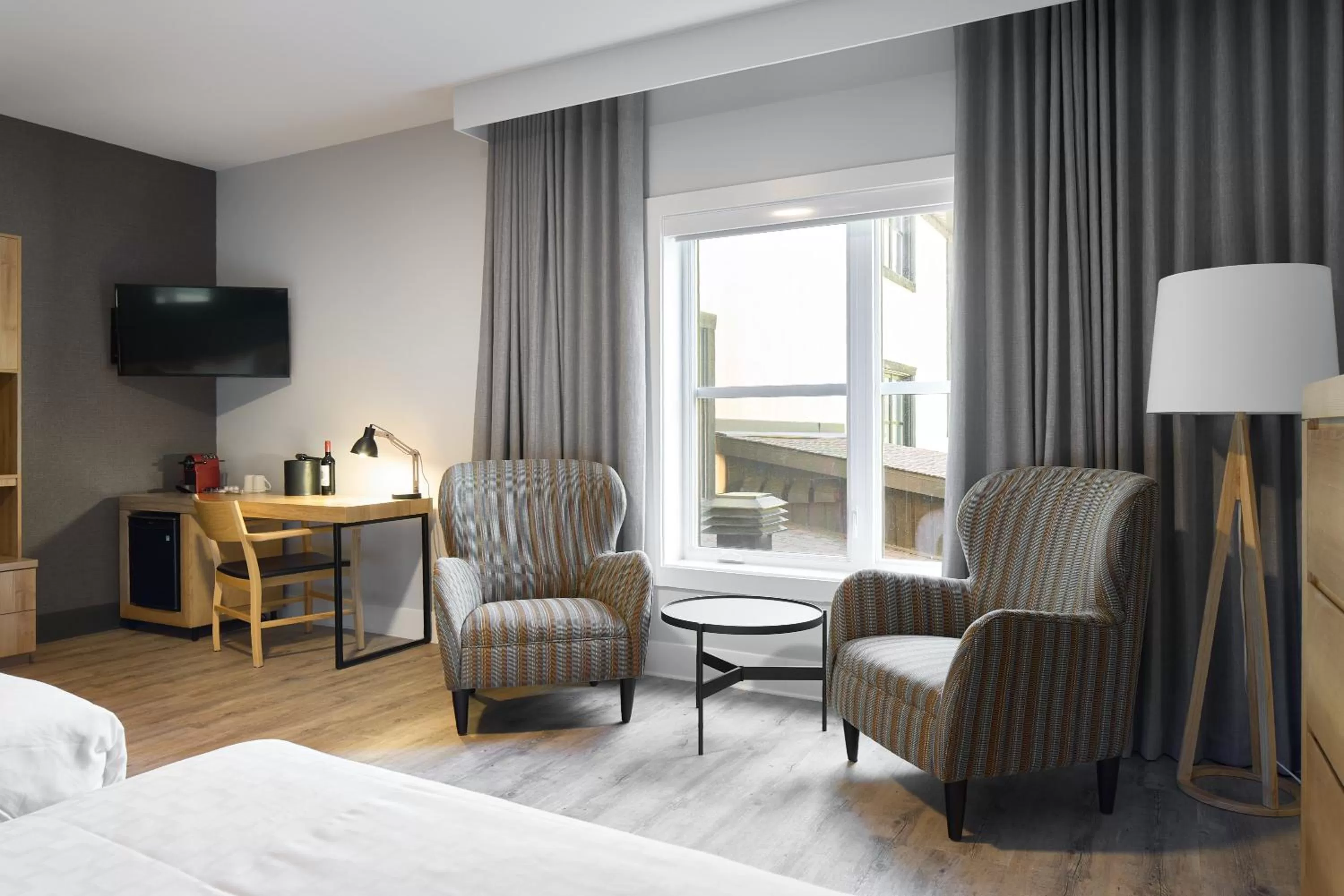 Photo of the whole room, Bed in Espace 4 Saisons