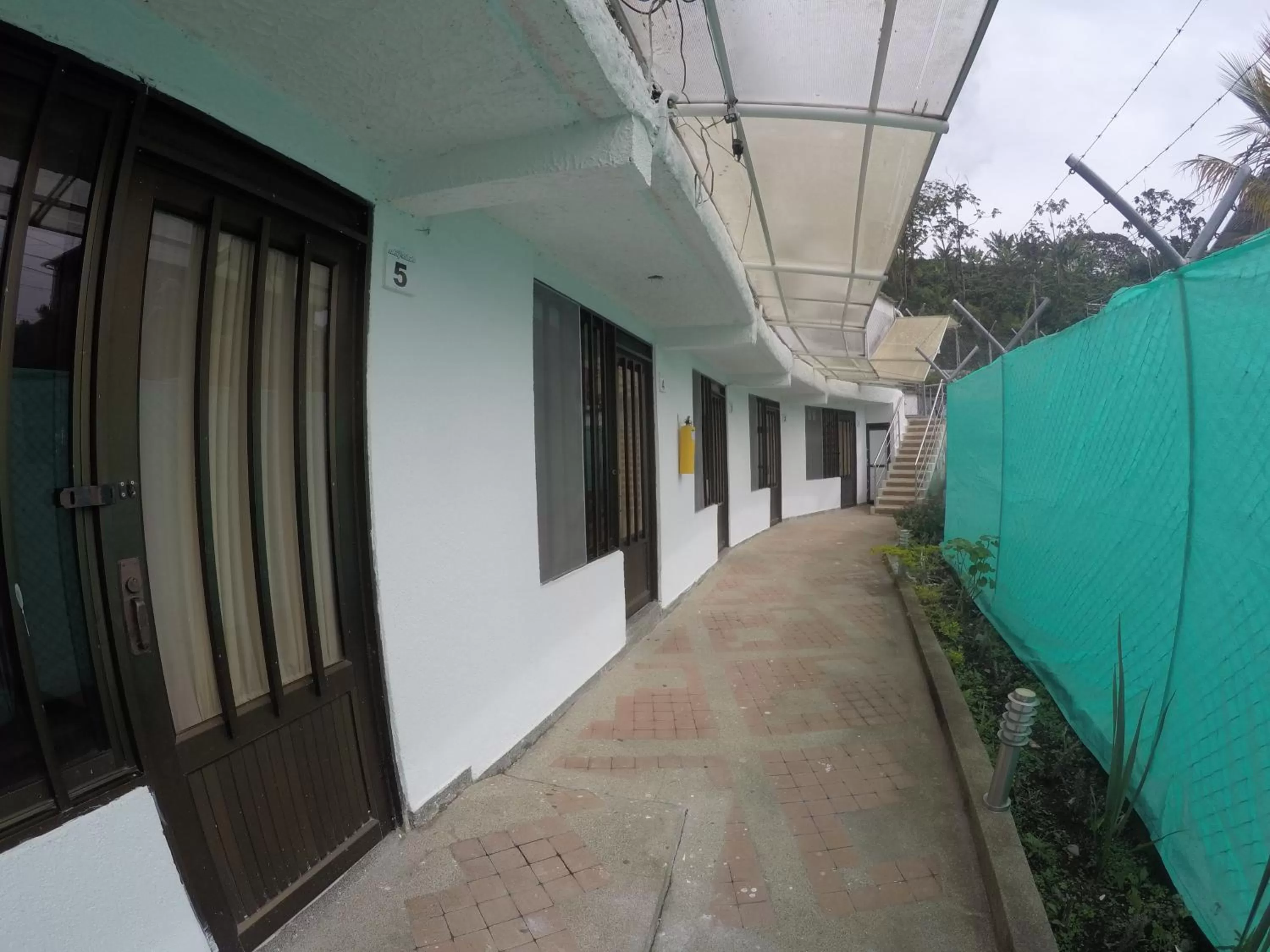 Facade/entrance, Balcony/Terrace in Sky Club Eco Hotel