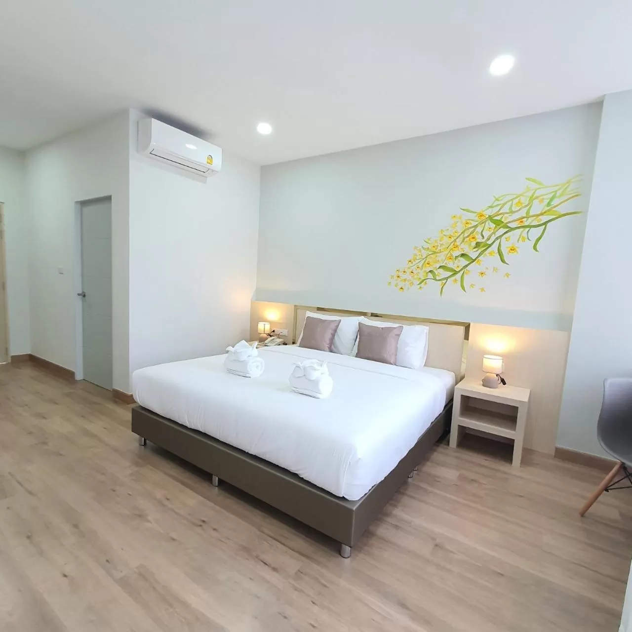 Bedroom, Bed in Lueangchan Orchid Hotel