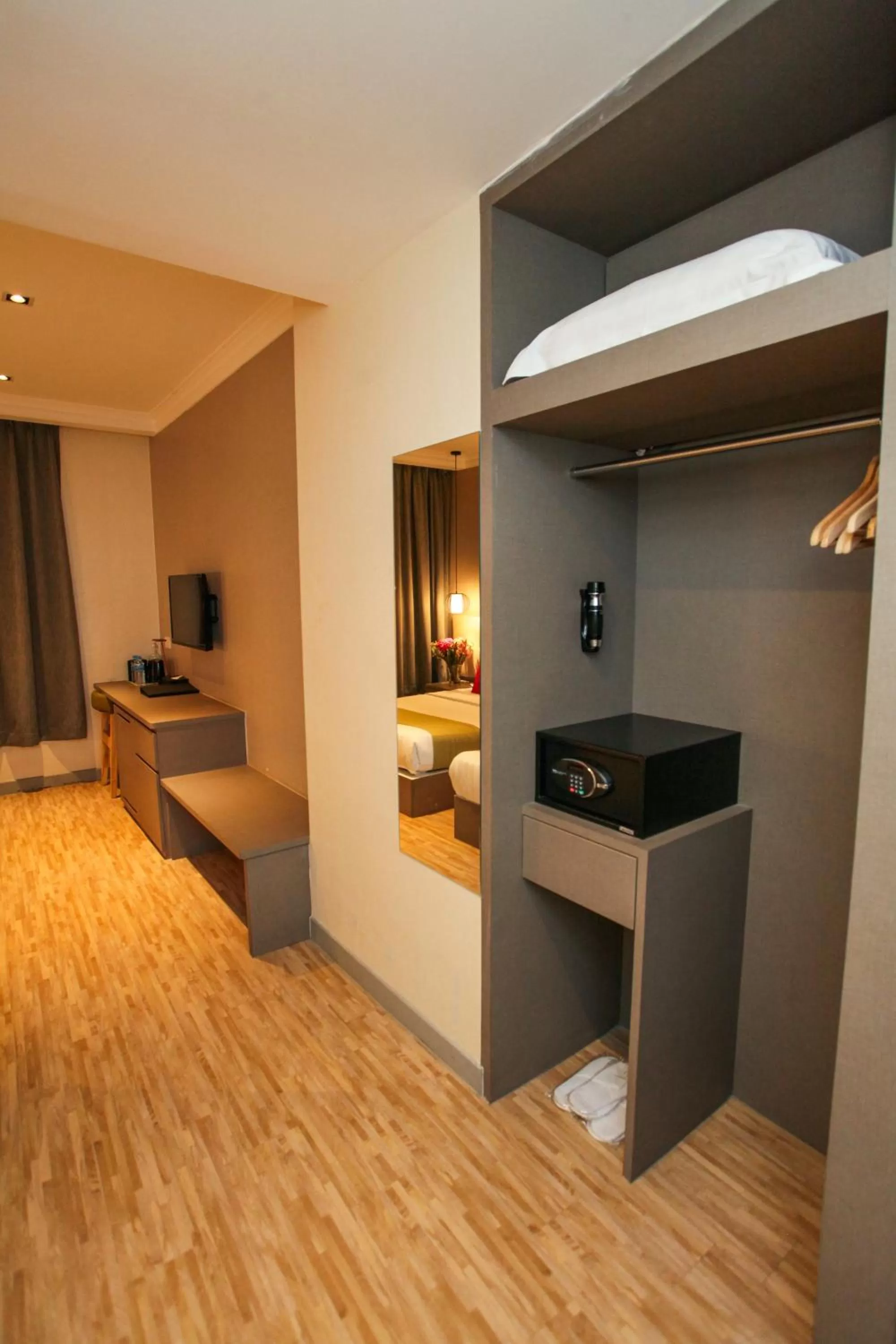 TV and multimedia in Champion Hotel