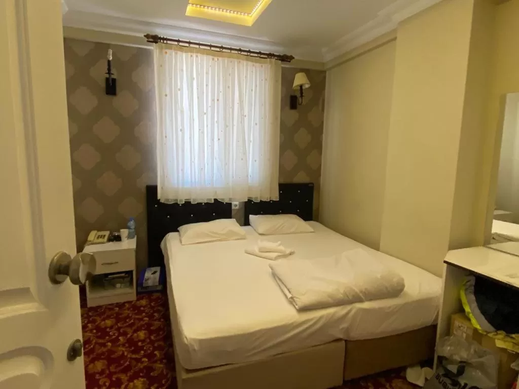 Photo of the whole room, Bed in Sakran Hotel
