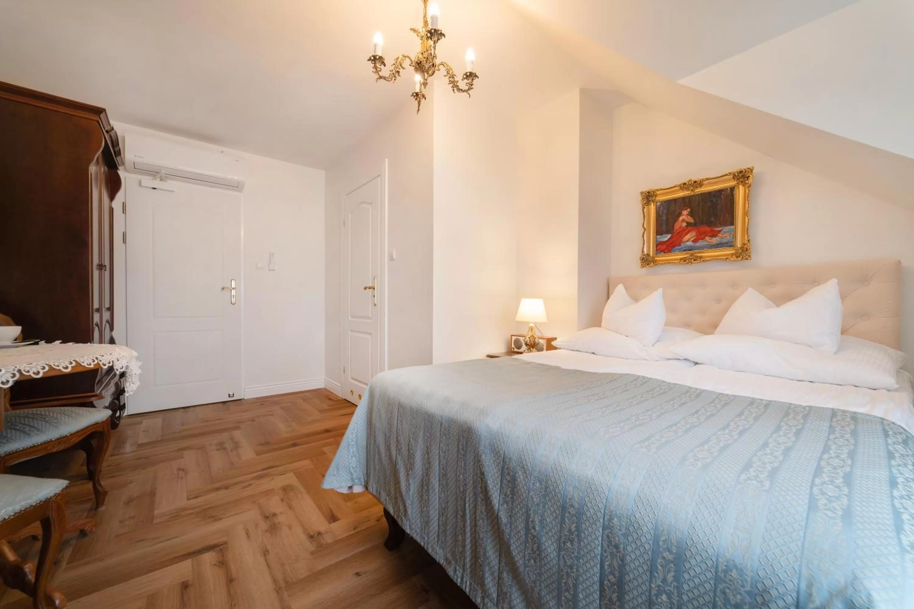 TV and multimedia, Bed in Pensjonat & Restauracja Admirał