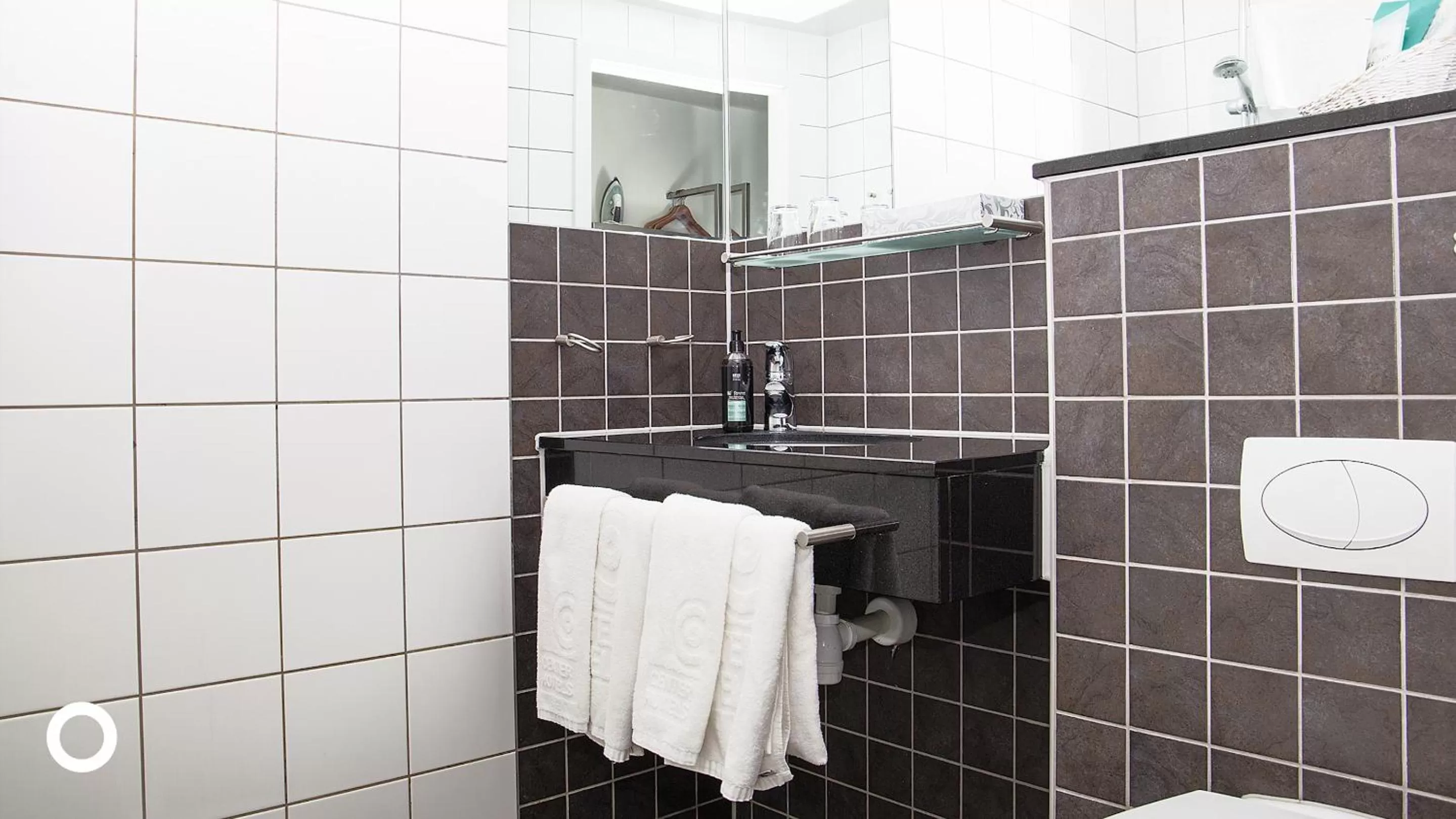 Bathroom in Center Hotels Arnarhvoll