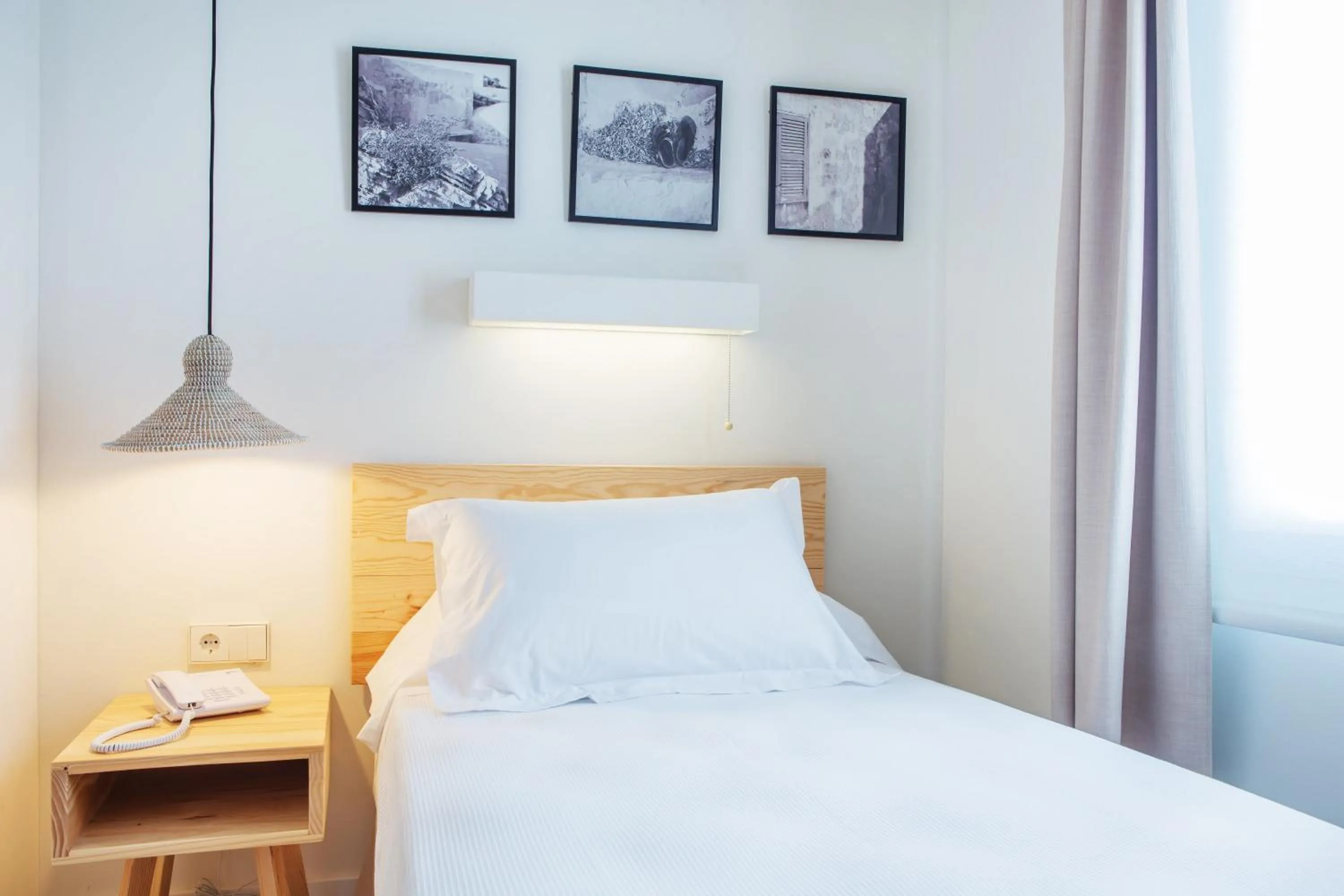 Bedroom, Bed in HM Alma Beach - Adults Only