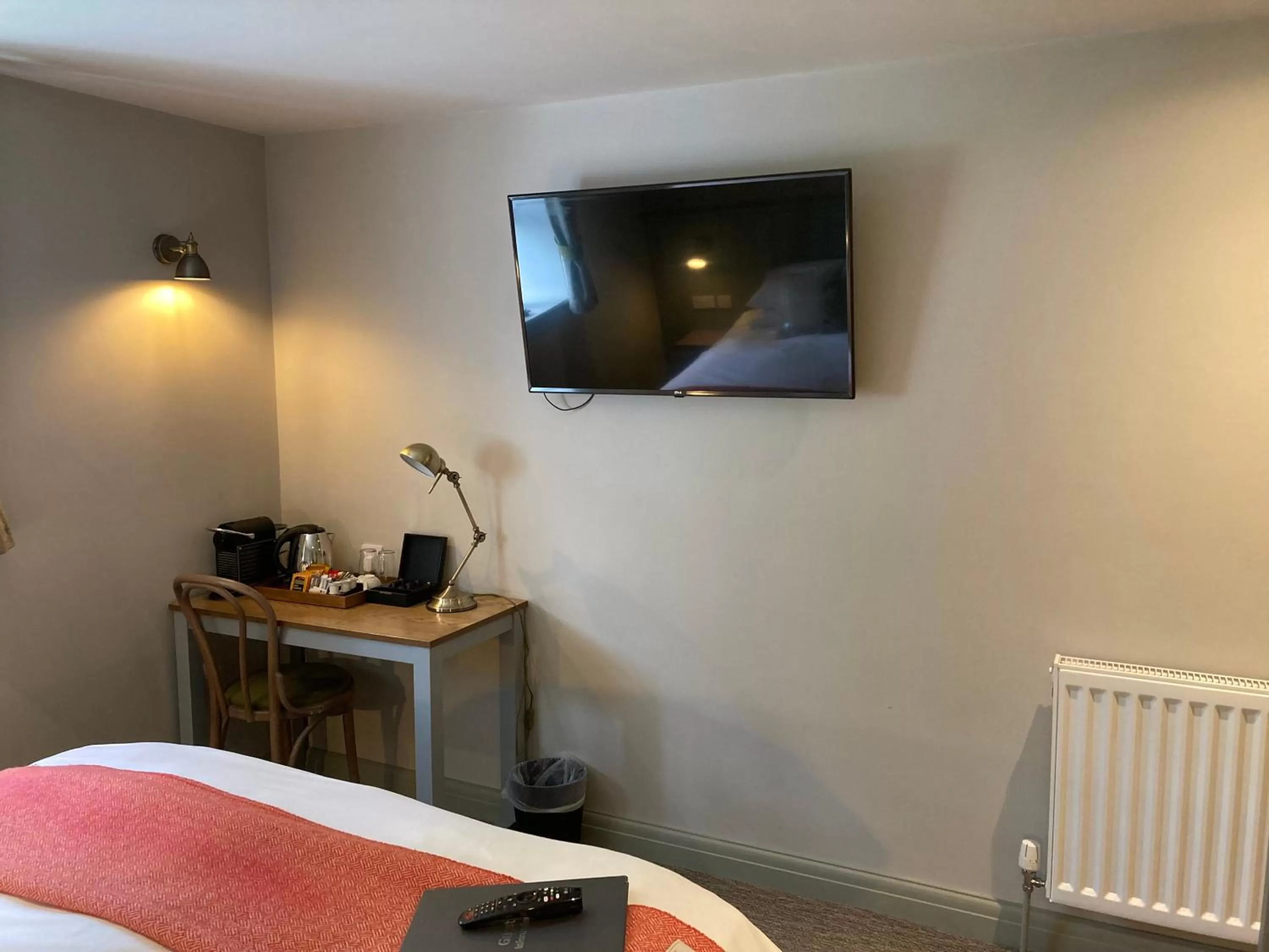 TV and multimedia in The Stork Hotel