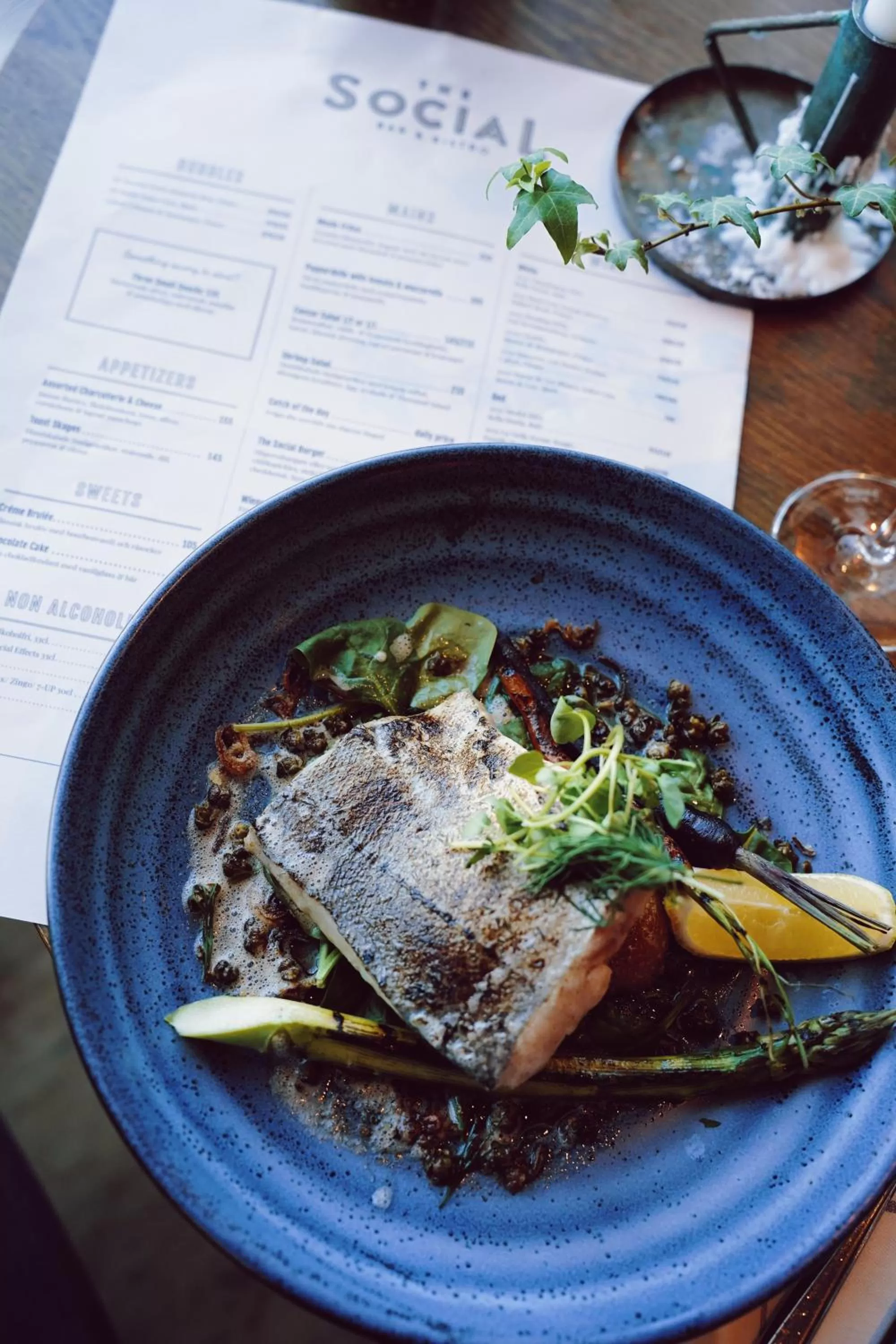 Restaurant/places to eat in Clarion Hotel Tyholmen