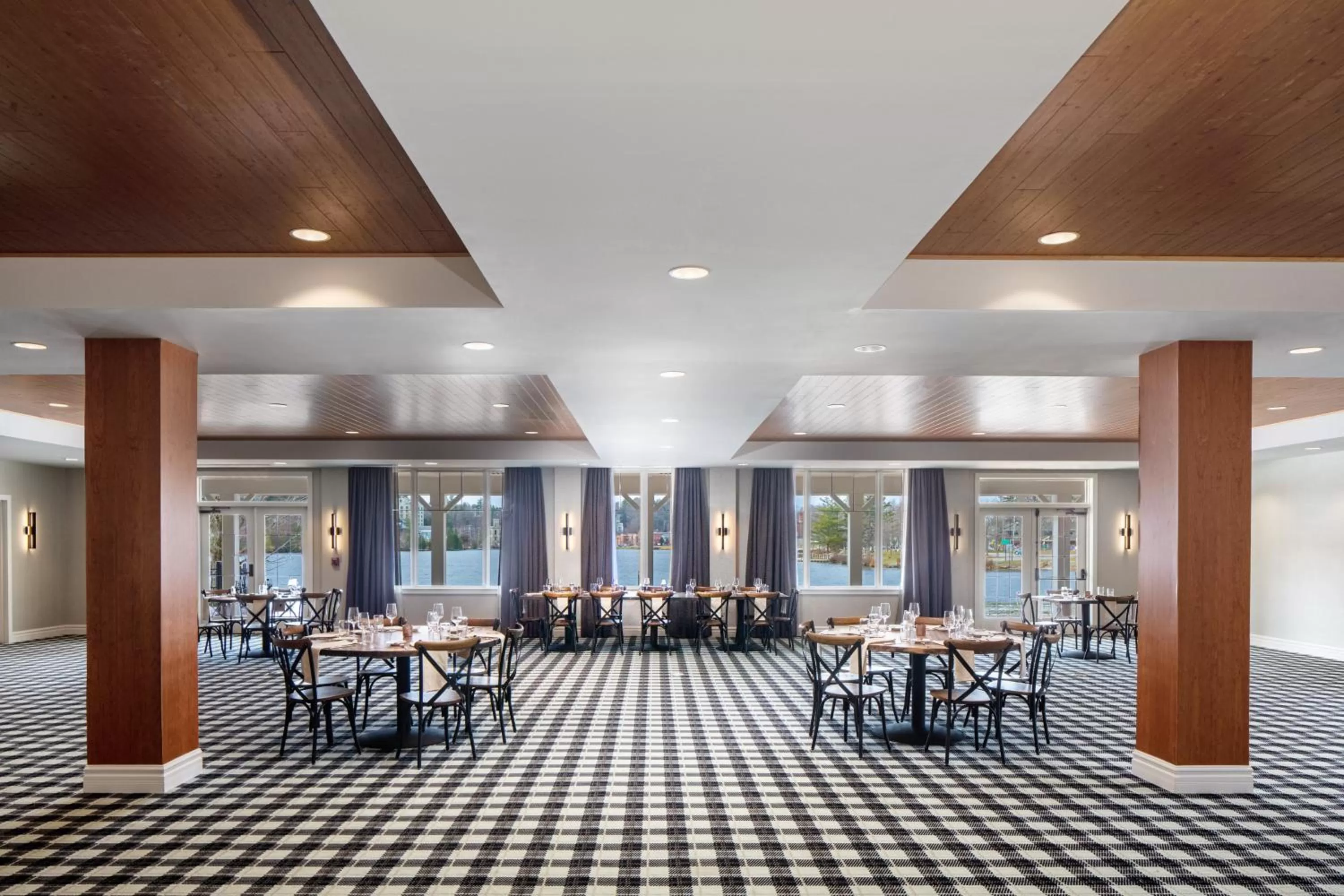 Banquet/Function facilities in voco Saranac Lake NY - Waterfront by IHG