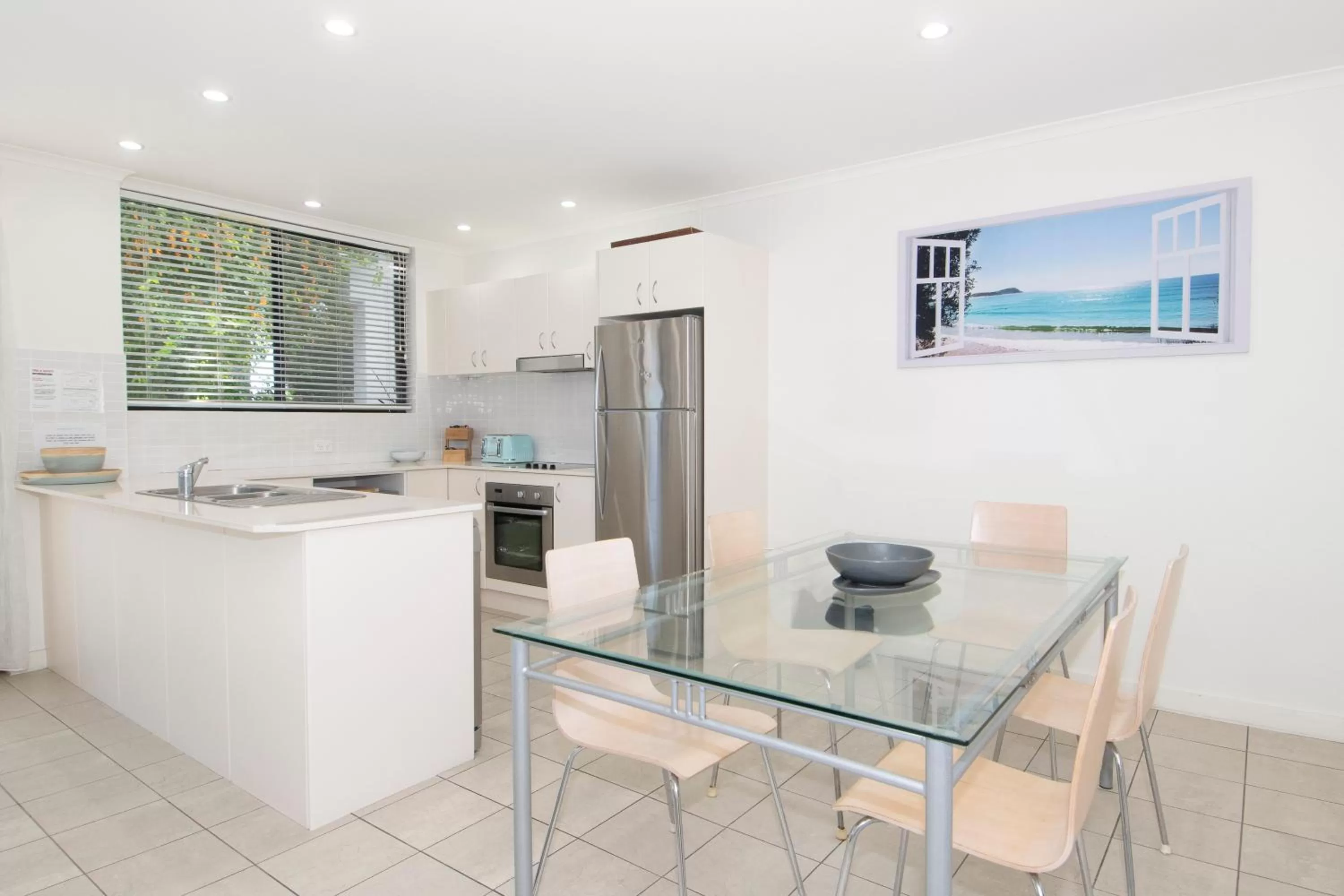 Kitchen or kitchenette in Terrigal Pacific Coastal Retreat