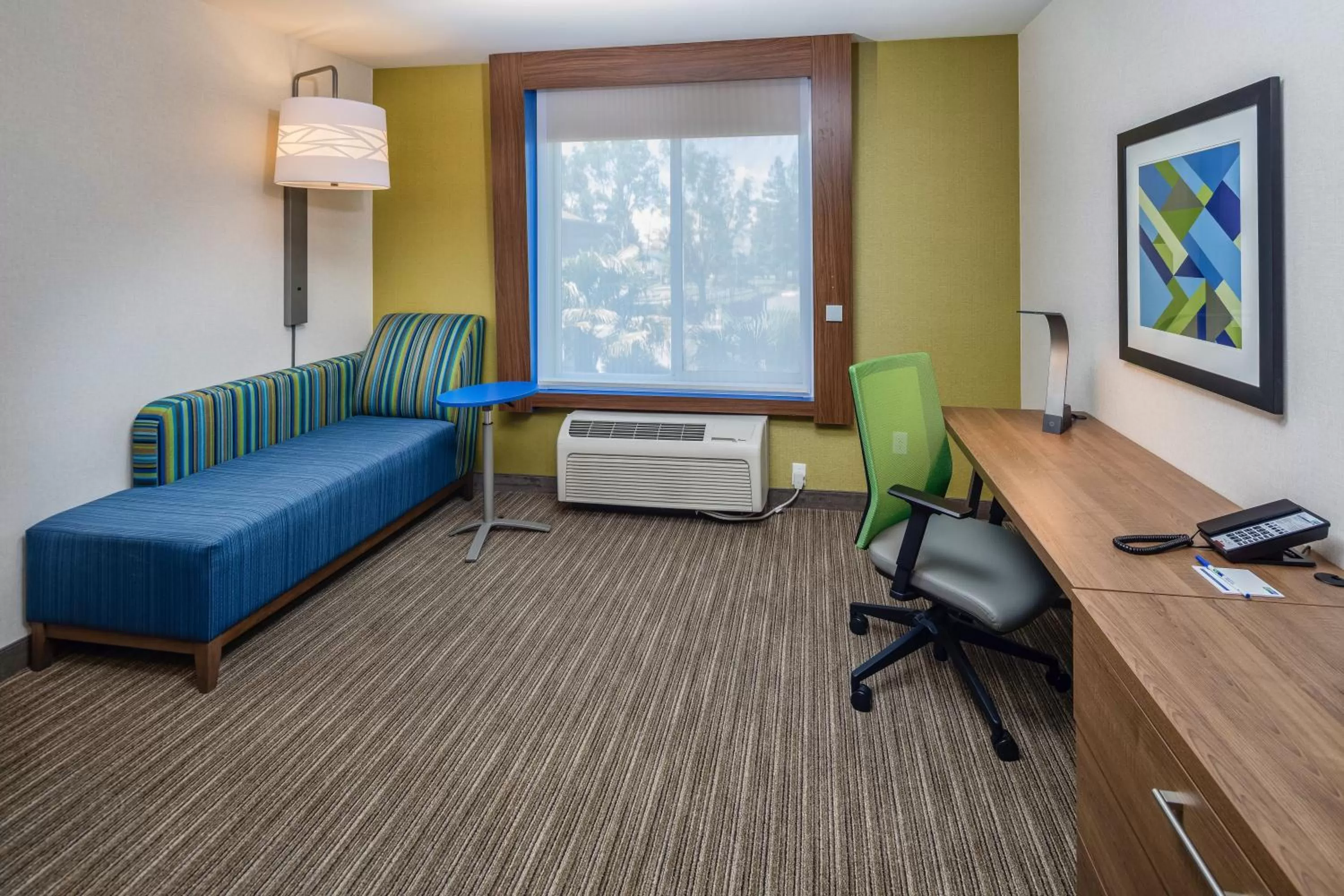 Photo of the whole room in Holiday Inn Express Hotel & Suites Modesto-Salida by IHG