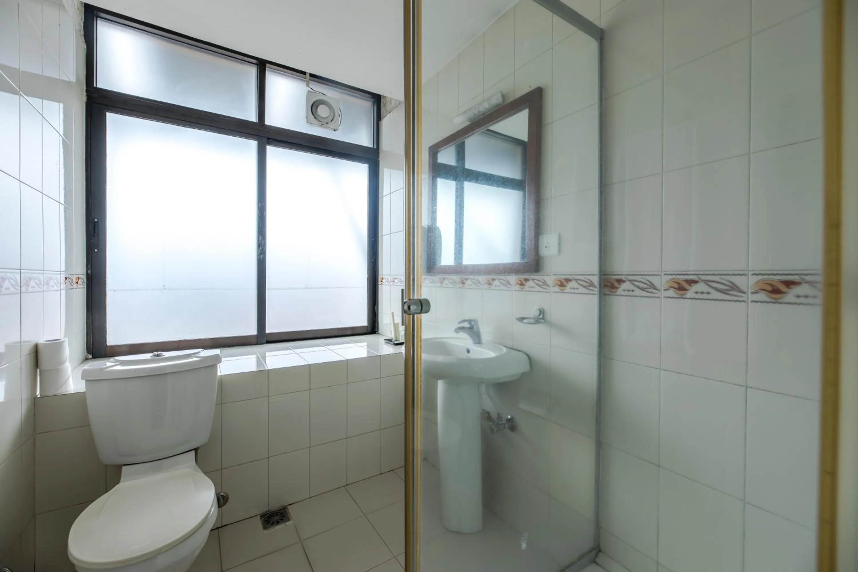 Bathroom in Airport Hotel