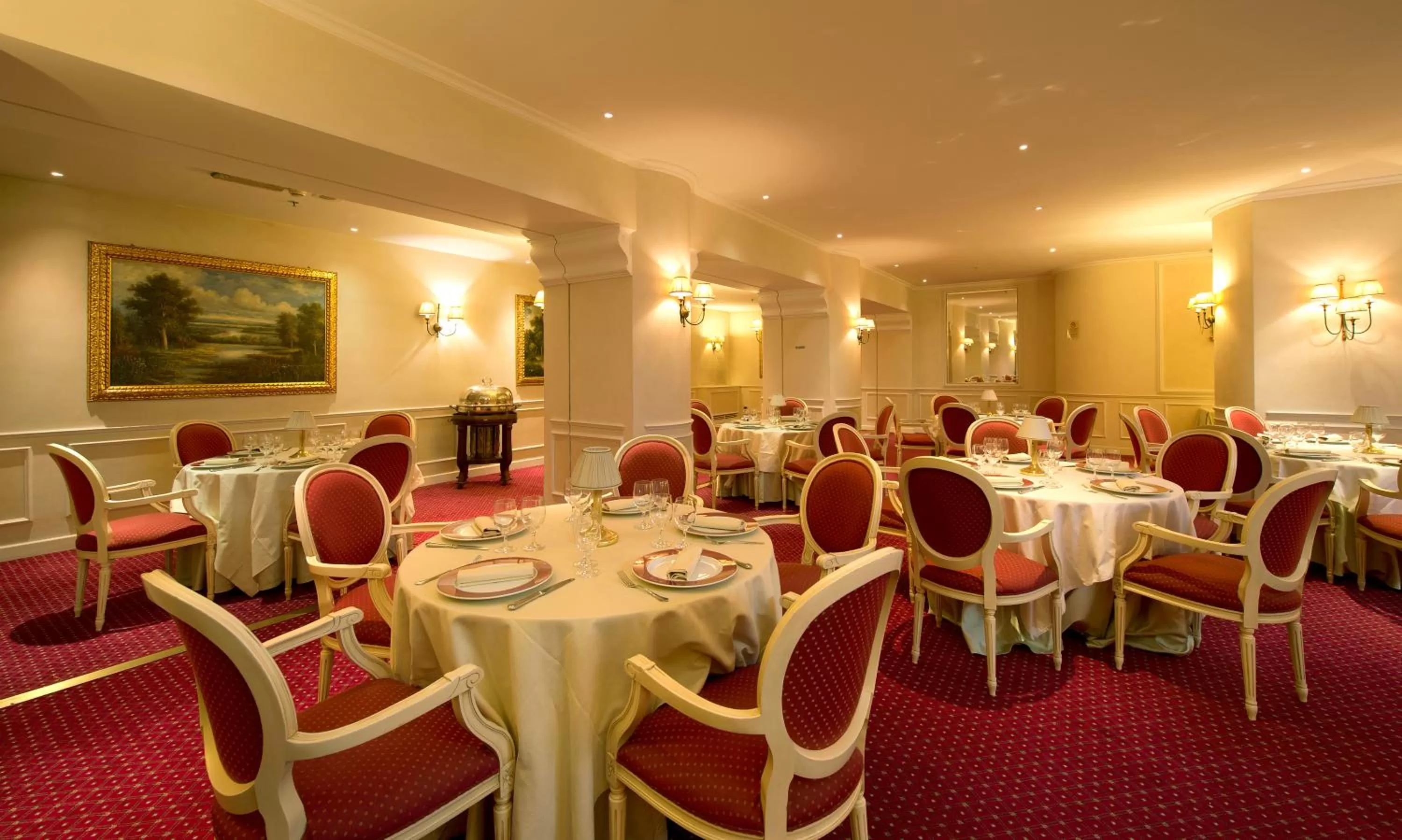 Restaurant/places to eat in Grand Hotel Barone Di Sassj