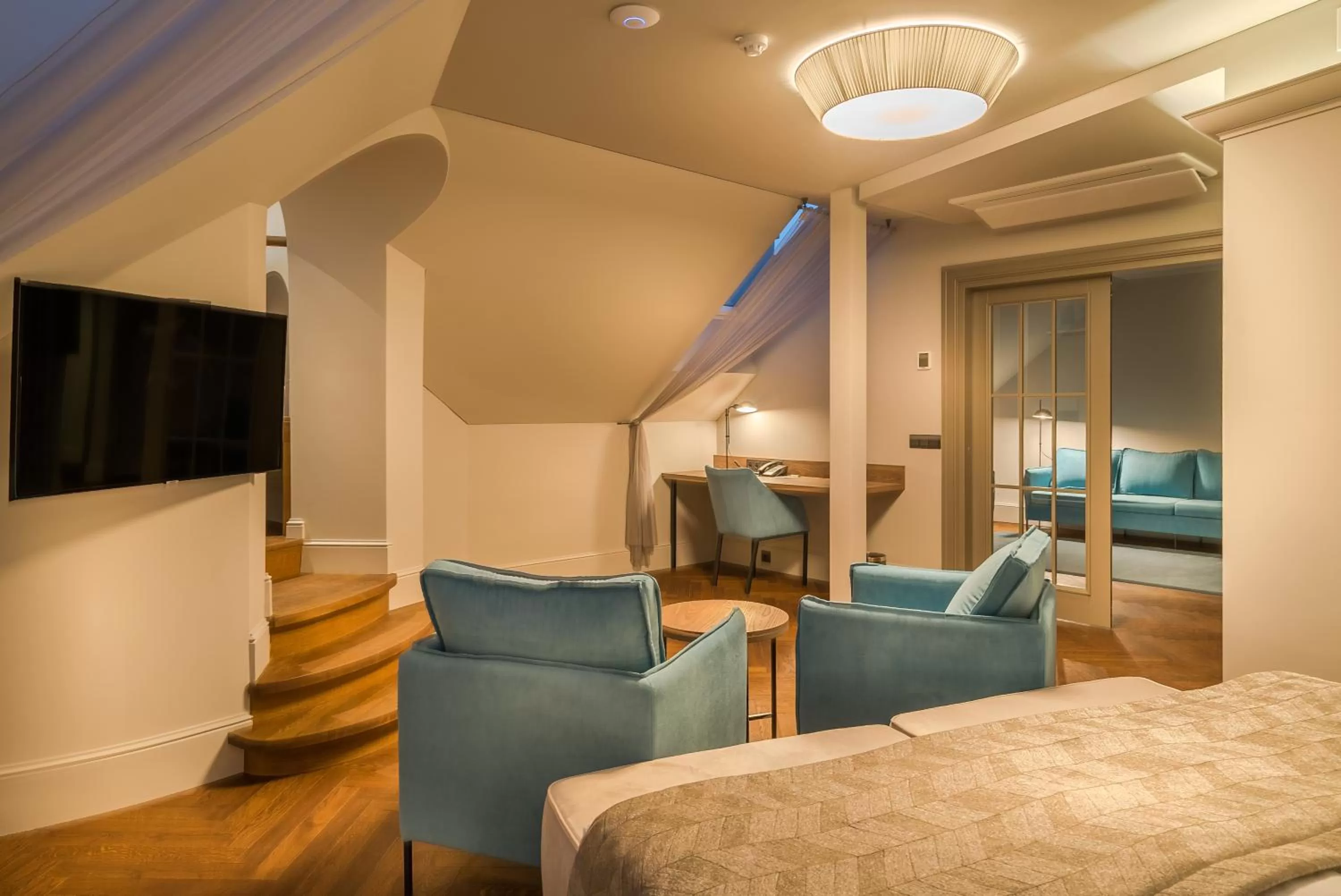 Bedroom, Bed in Hotel Vilnia