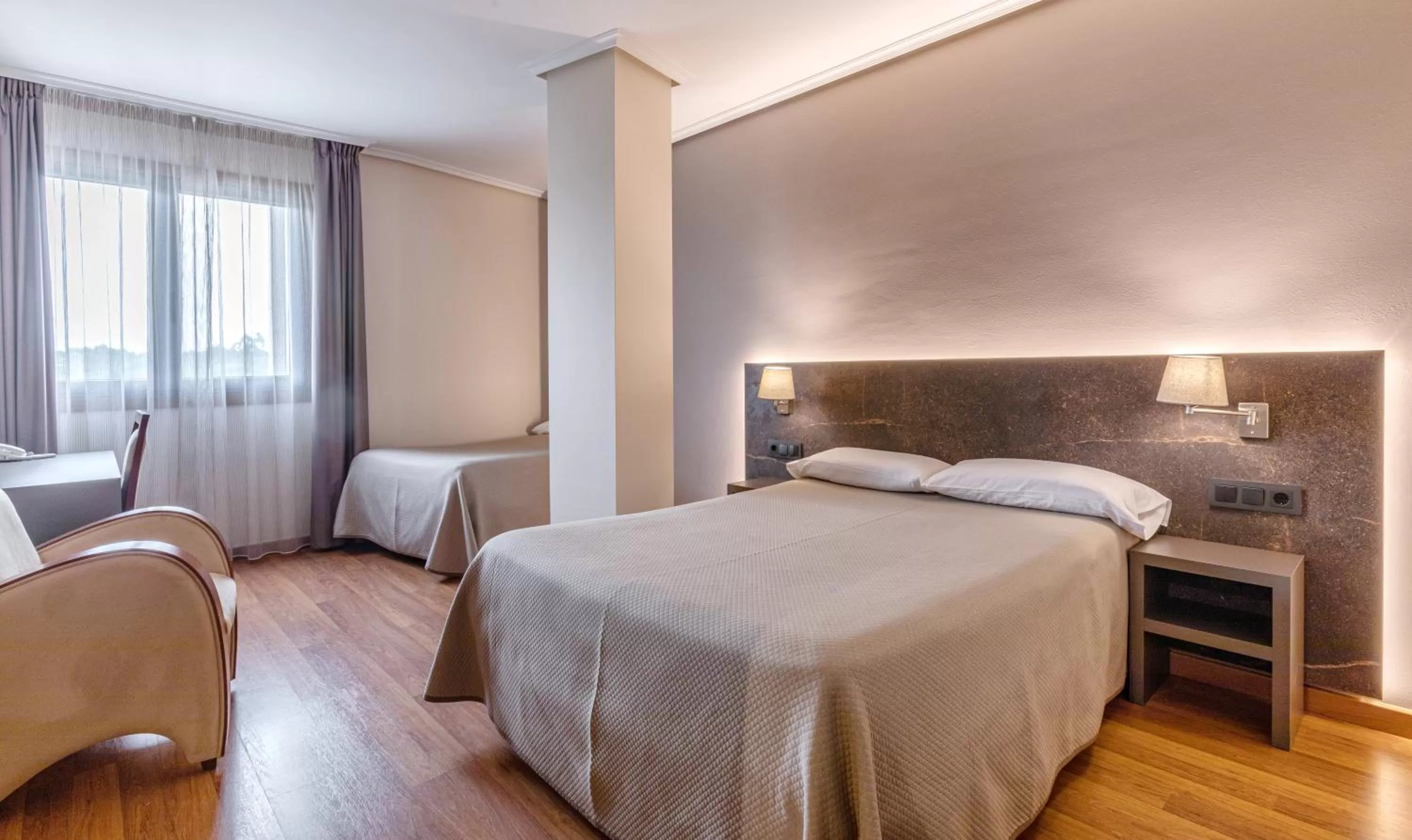 Photo of the whole room in Hotel Pensua Punta del Este