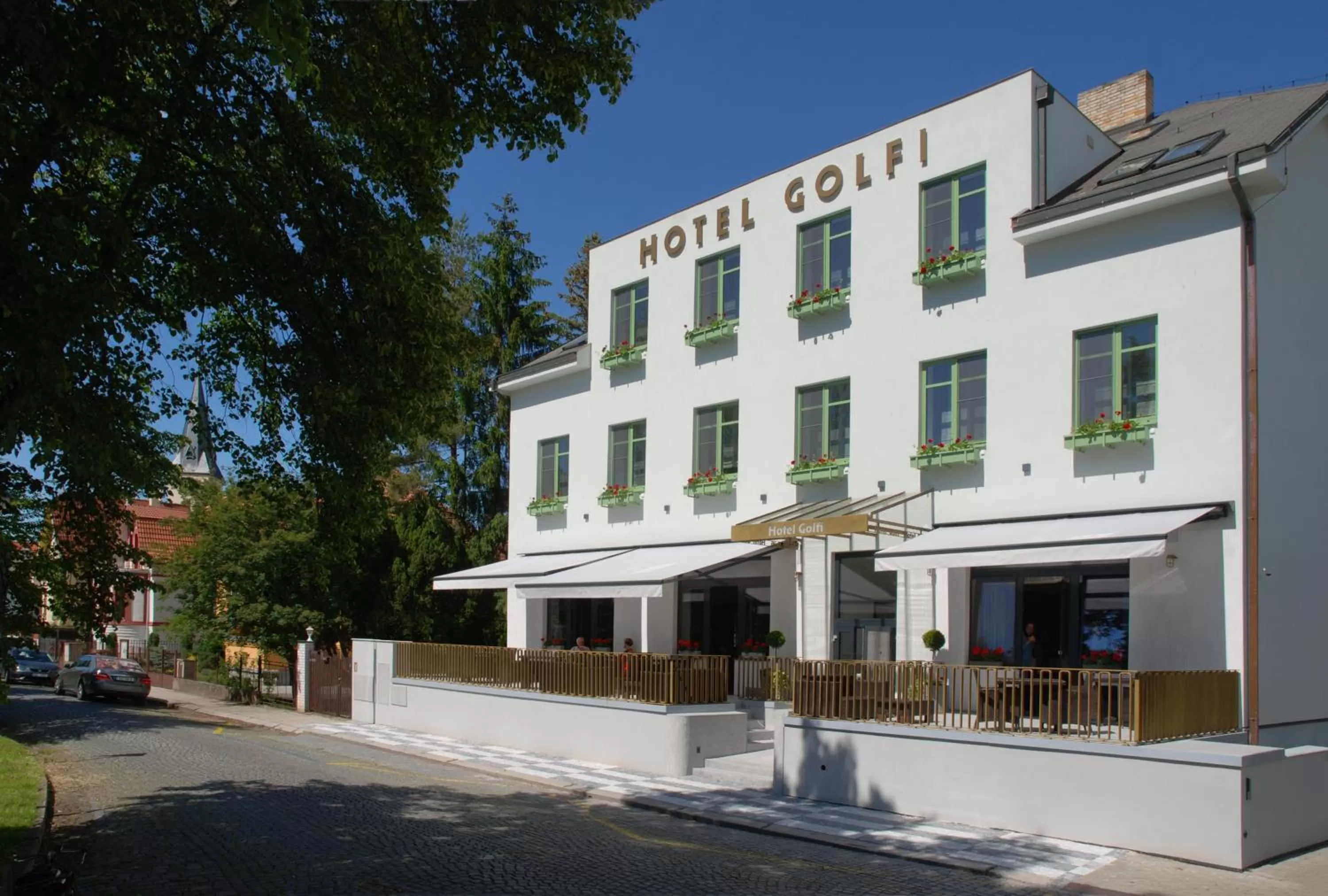 Property building in Hotel Golfi