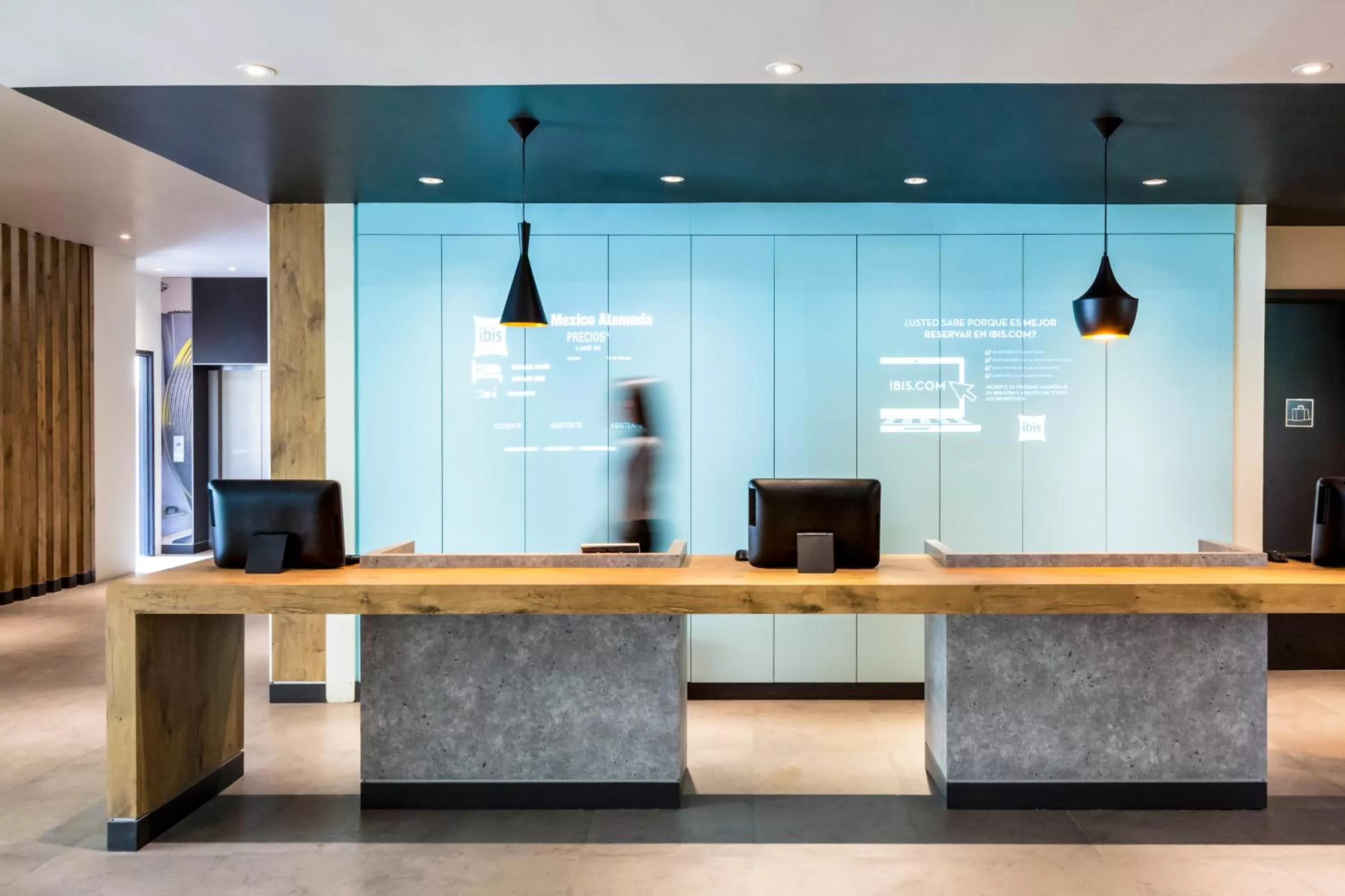 Lobby or reception in Ibis Mexico Alameda