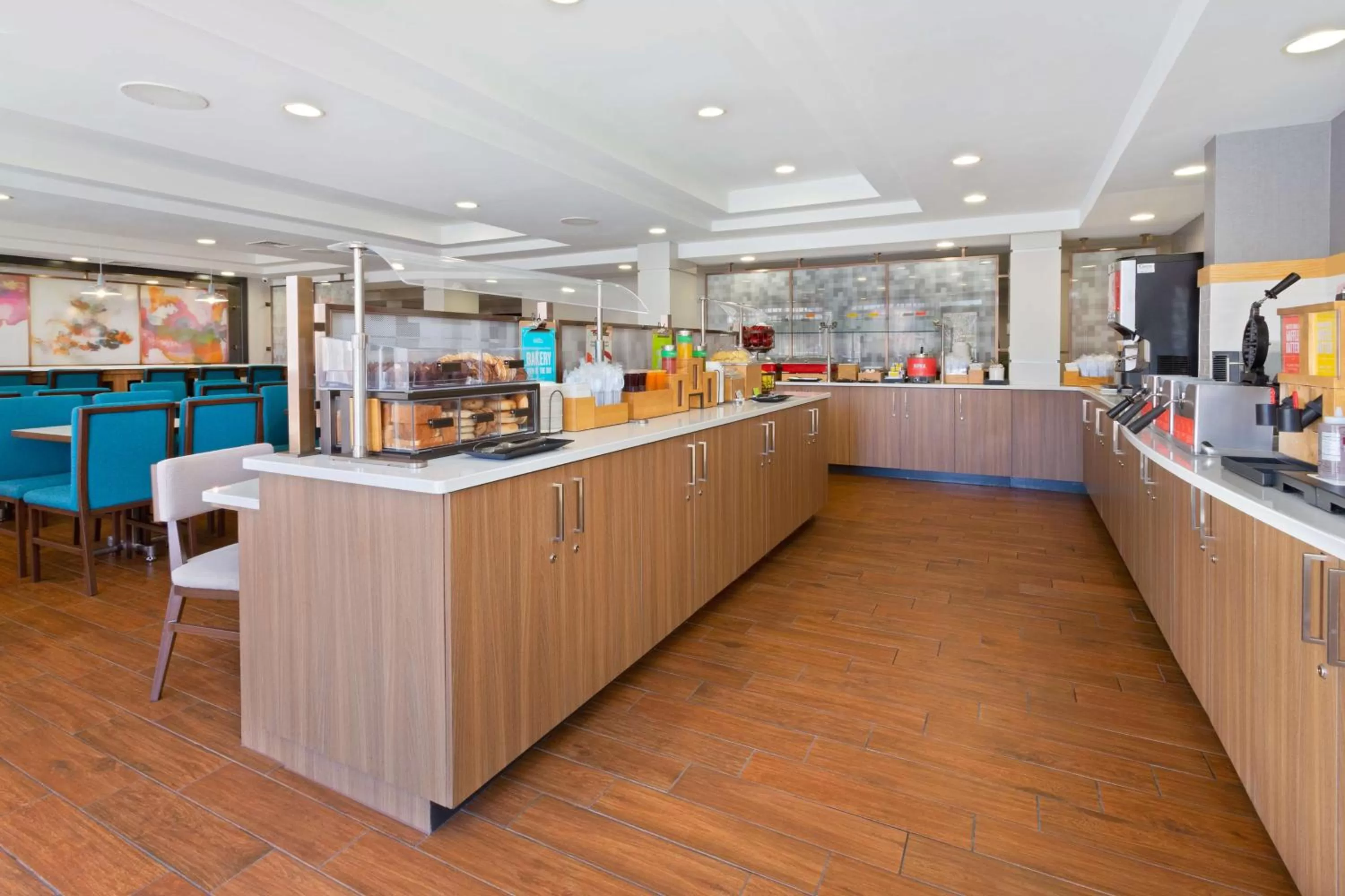 Breakfast in Hampton Inn Orlando Near Universal Blv/International Dr