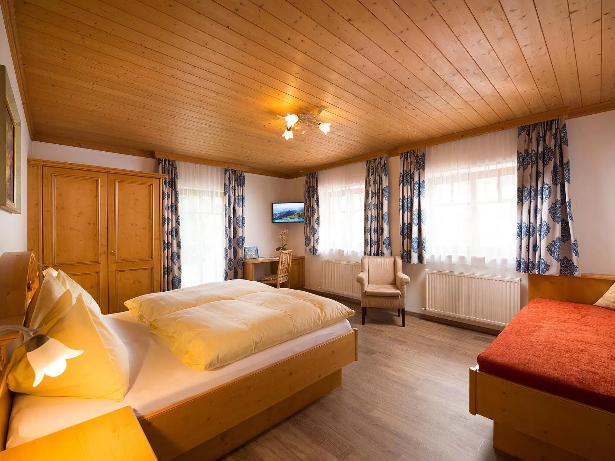 Decorative detail, Bed in Hotel Quehenberger