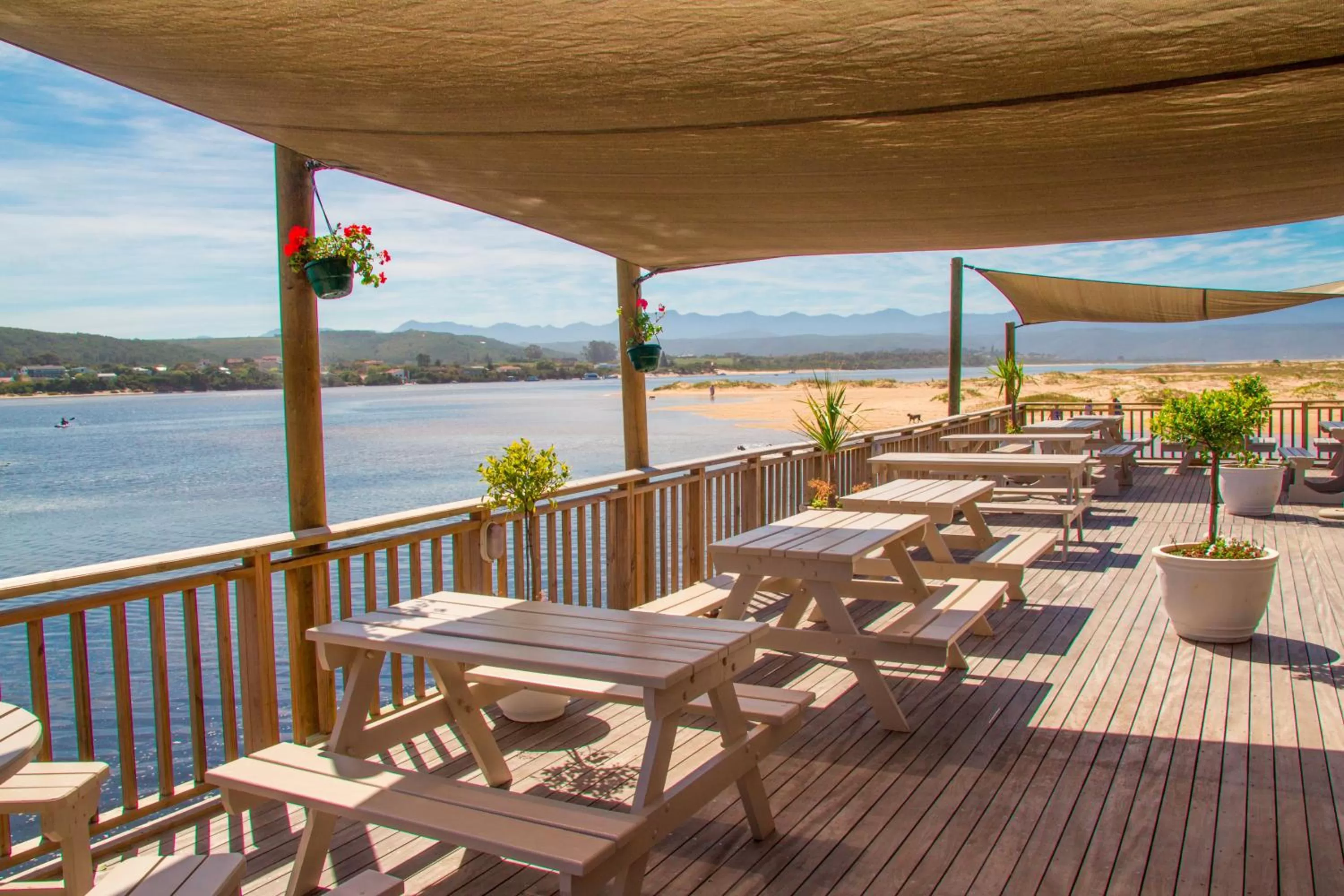 Restaurant/places to eat in Milkwood Manor on Sea