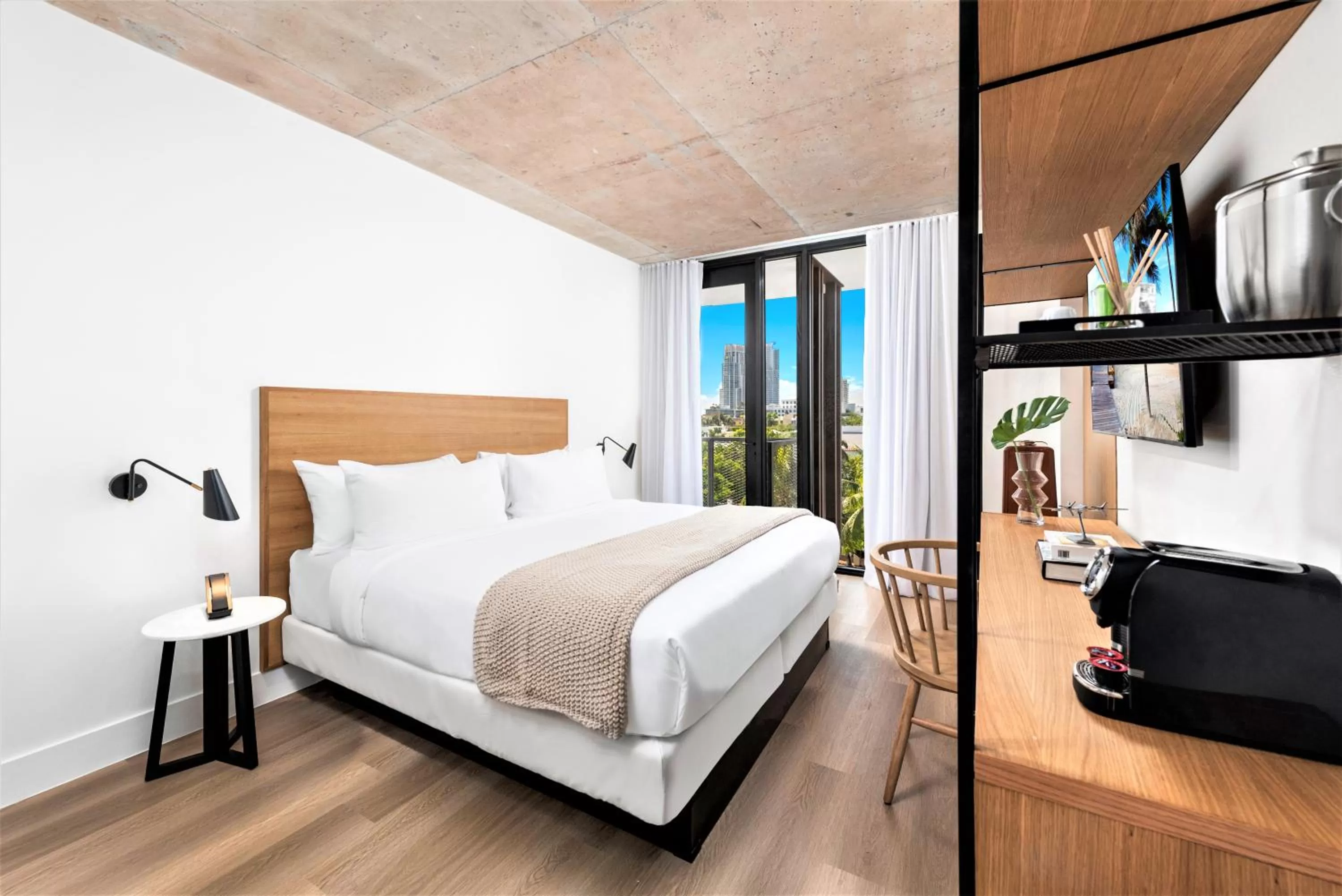 Photo of the whole room, Bed in Upsun Hotel