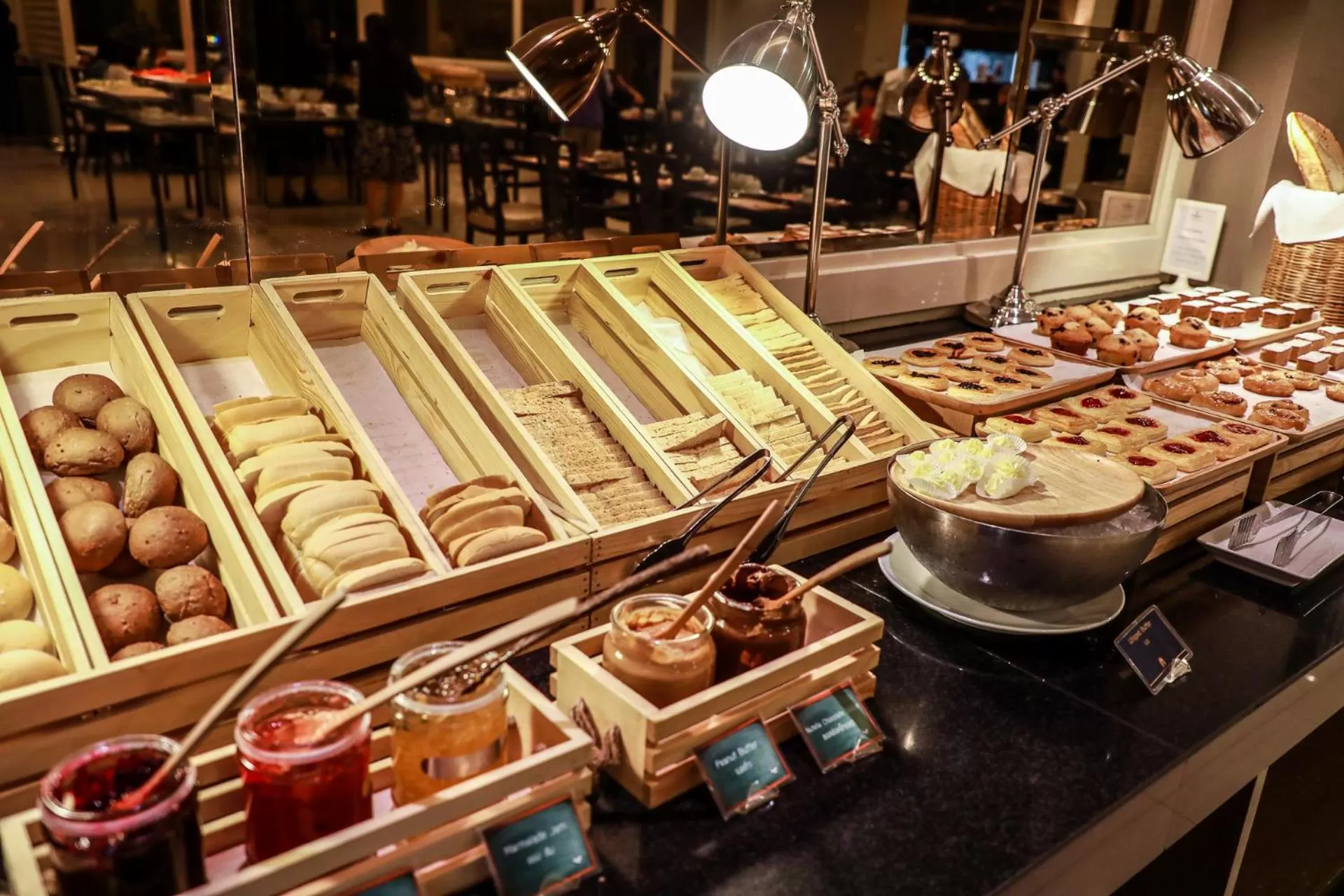 Breakfast in Mandarin Hotel Managed by Centre Point