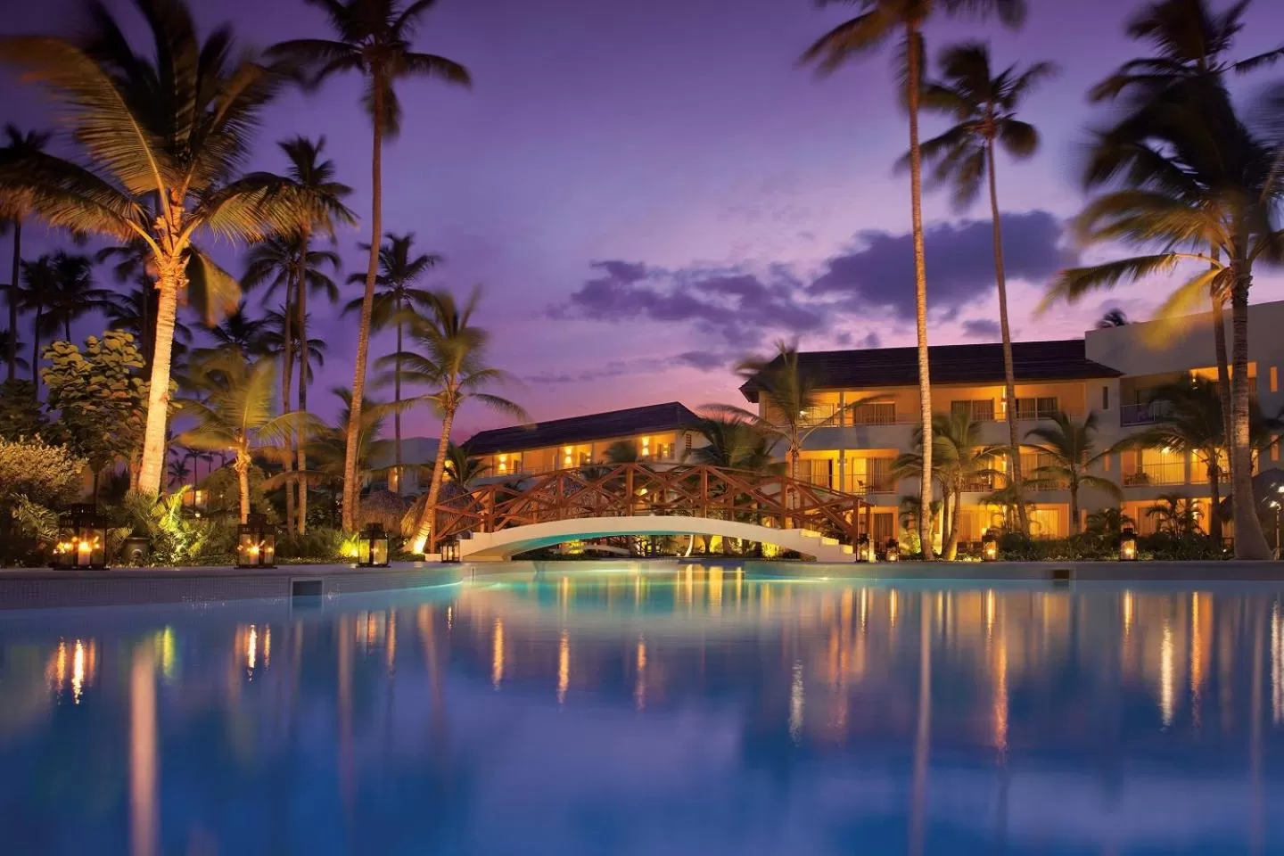 Swimming pool in Dreams Royal Beach Punta Cana - All Inclusive