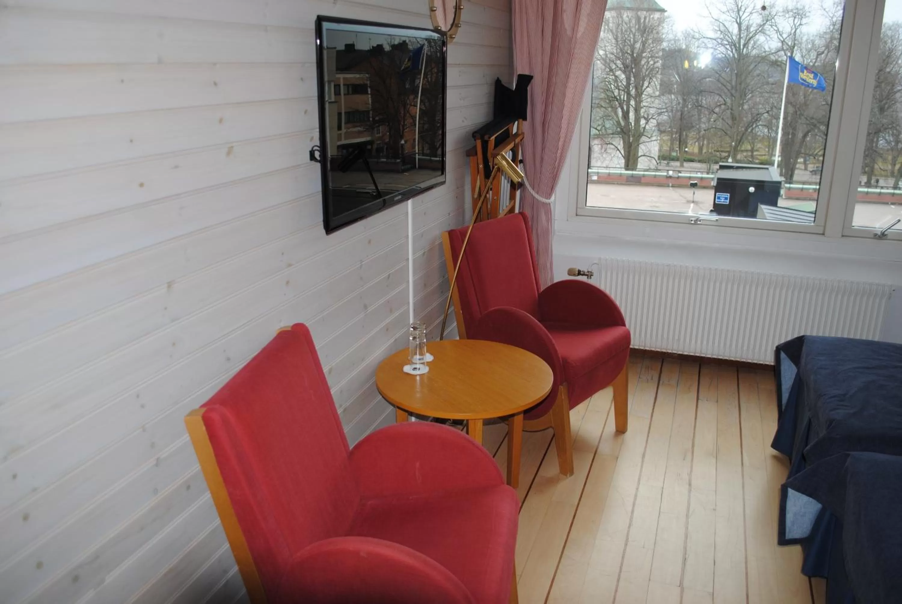 Seating area in Hotell City