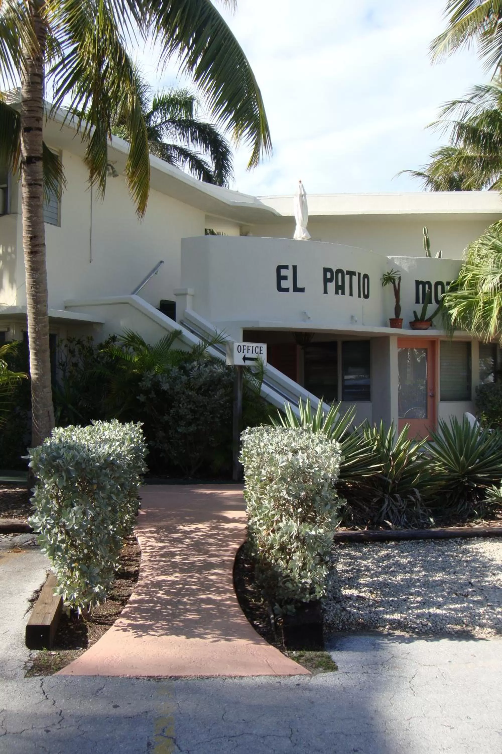 Facade/entrance in El Patio Motel