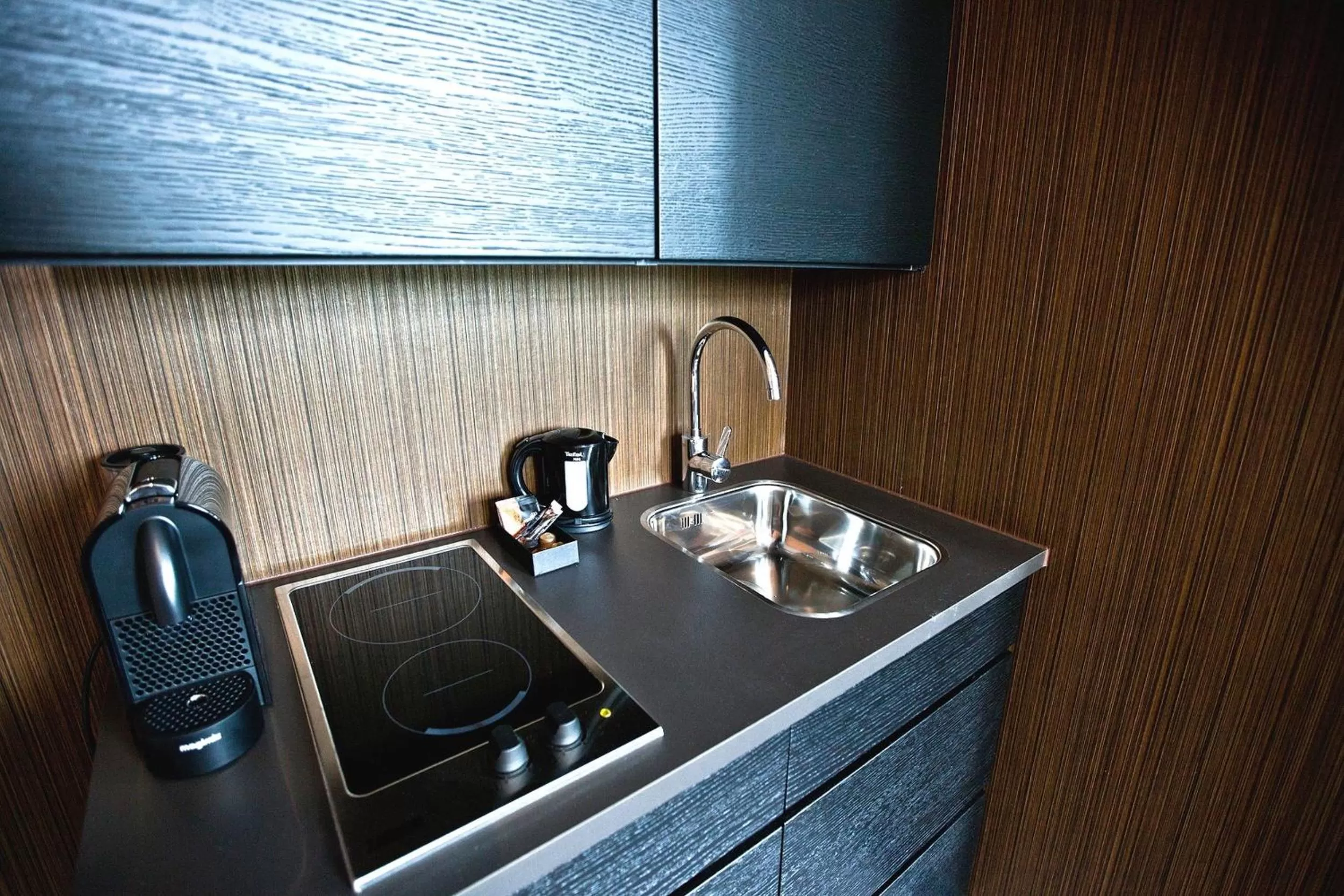 Coffee/tea facilities in V Lofts