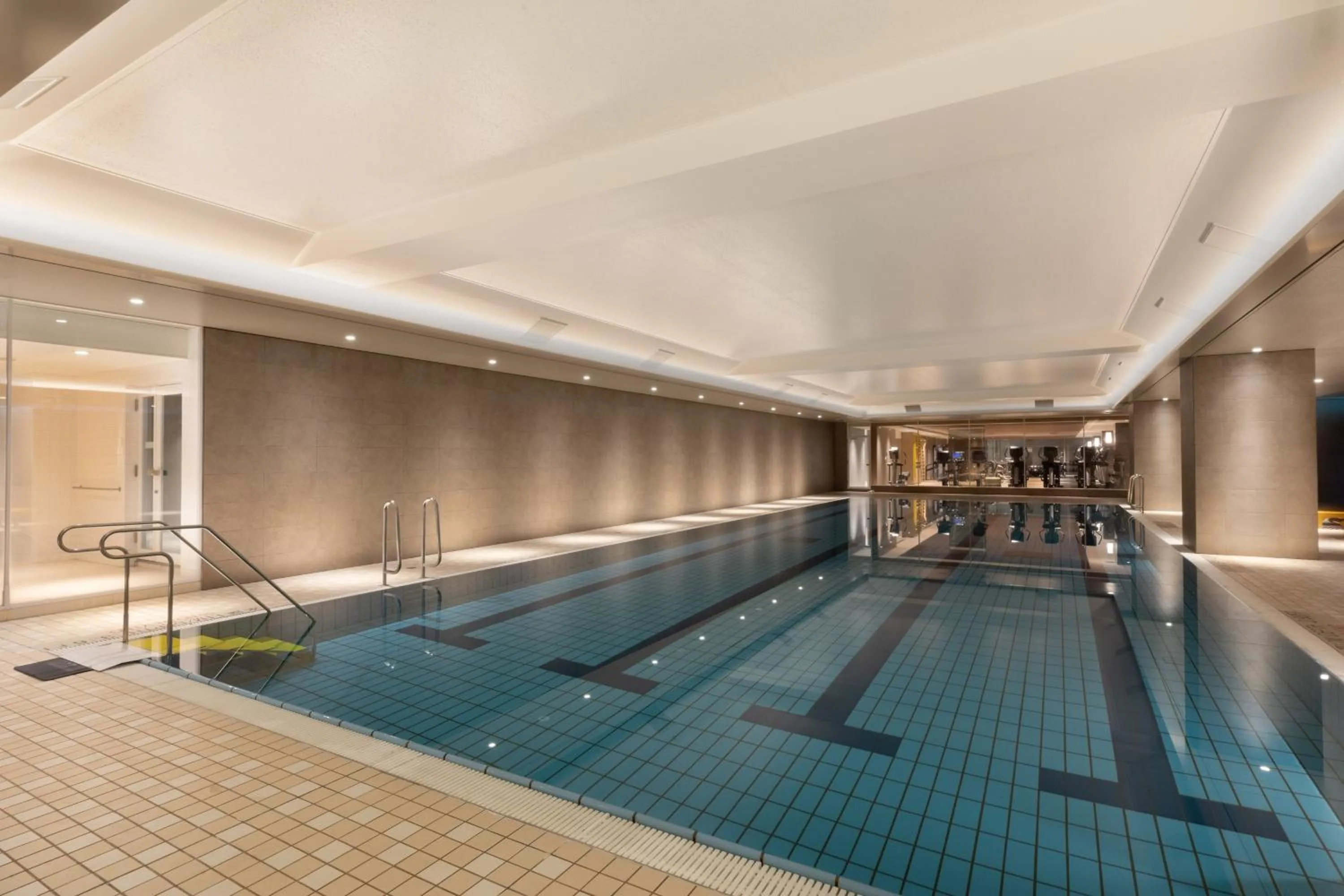 Swimming pool in The Westin Miyako Kyoto