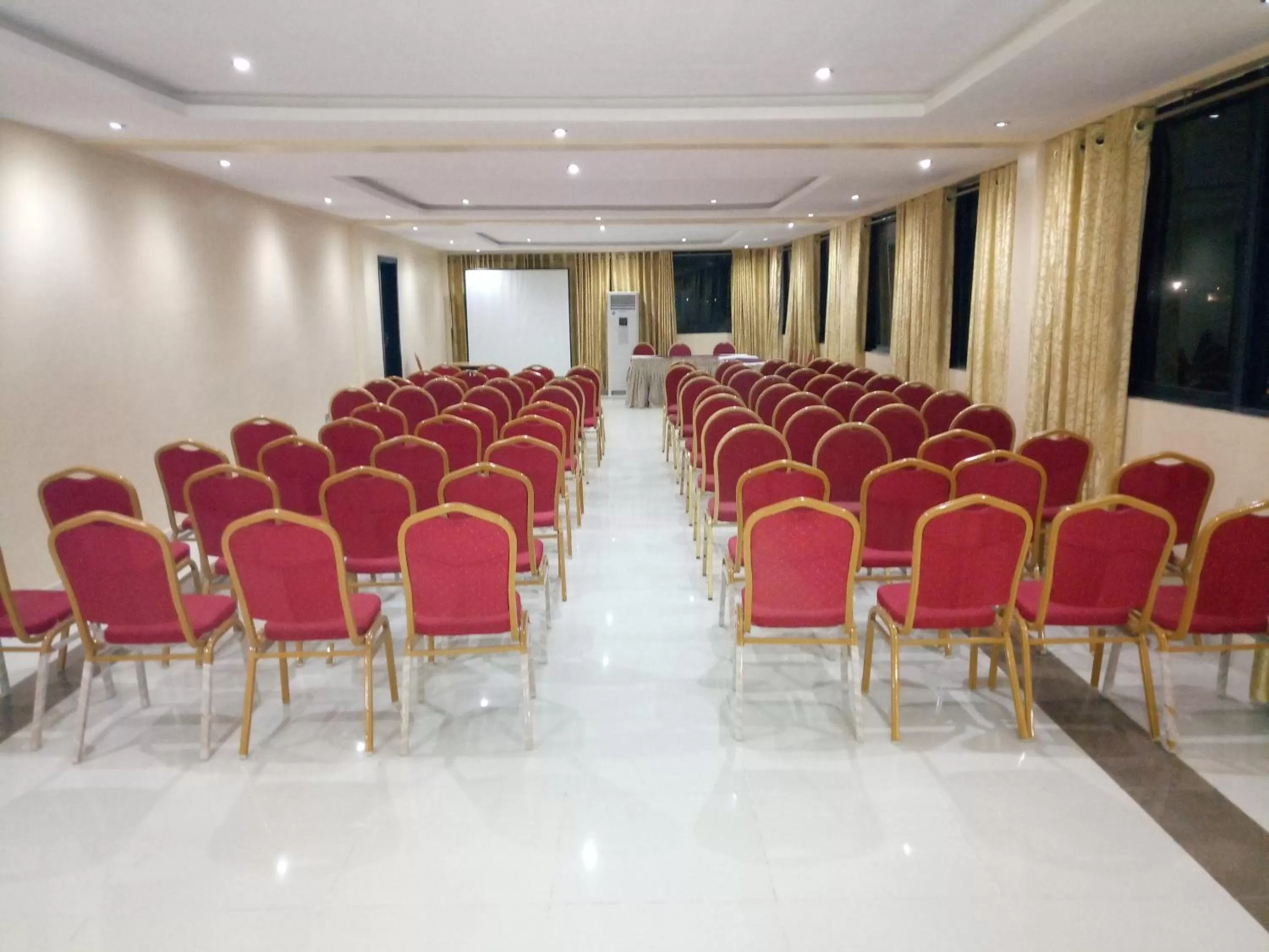Meeting/conference room in Citilodge Hotel & Conference Centre