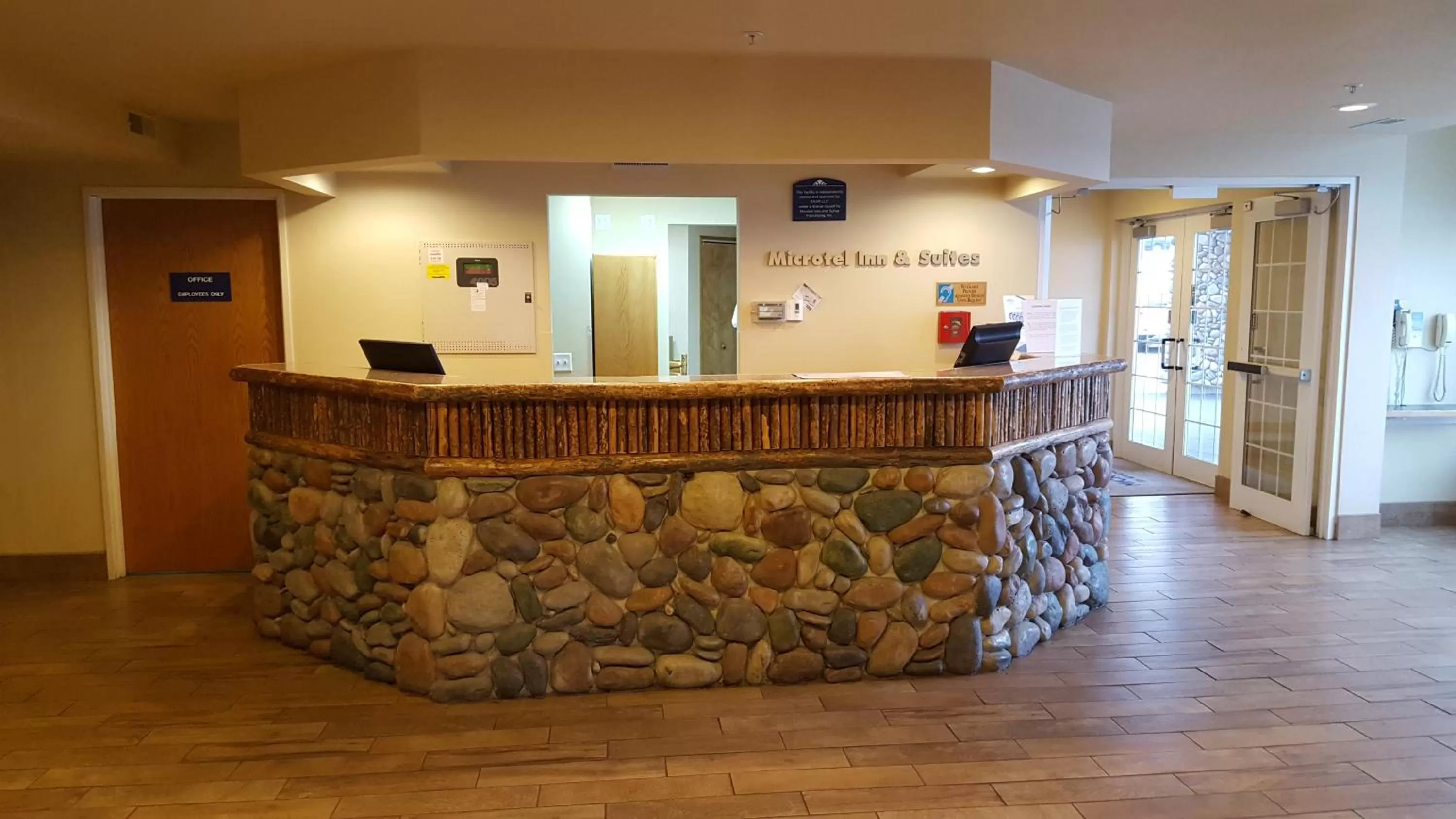 Lobby or reception in Microtel Inn & Suites by Wyndham Bozeman