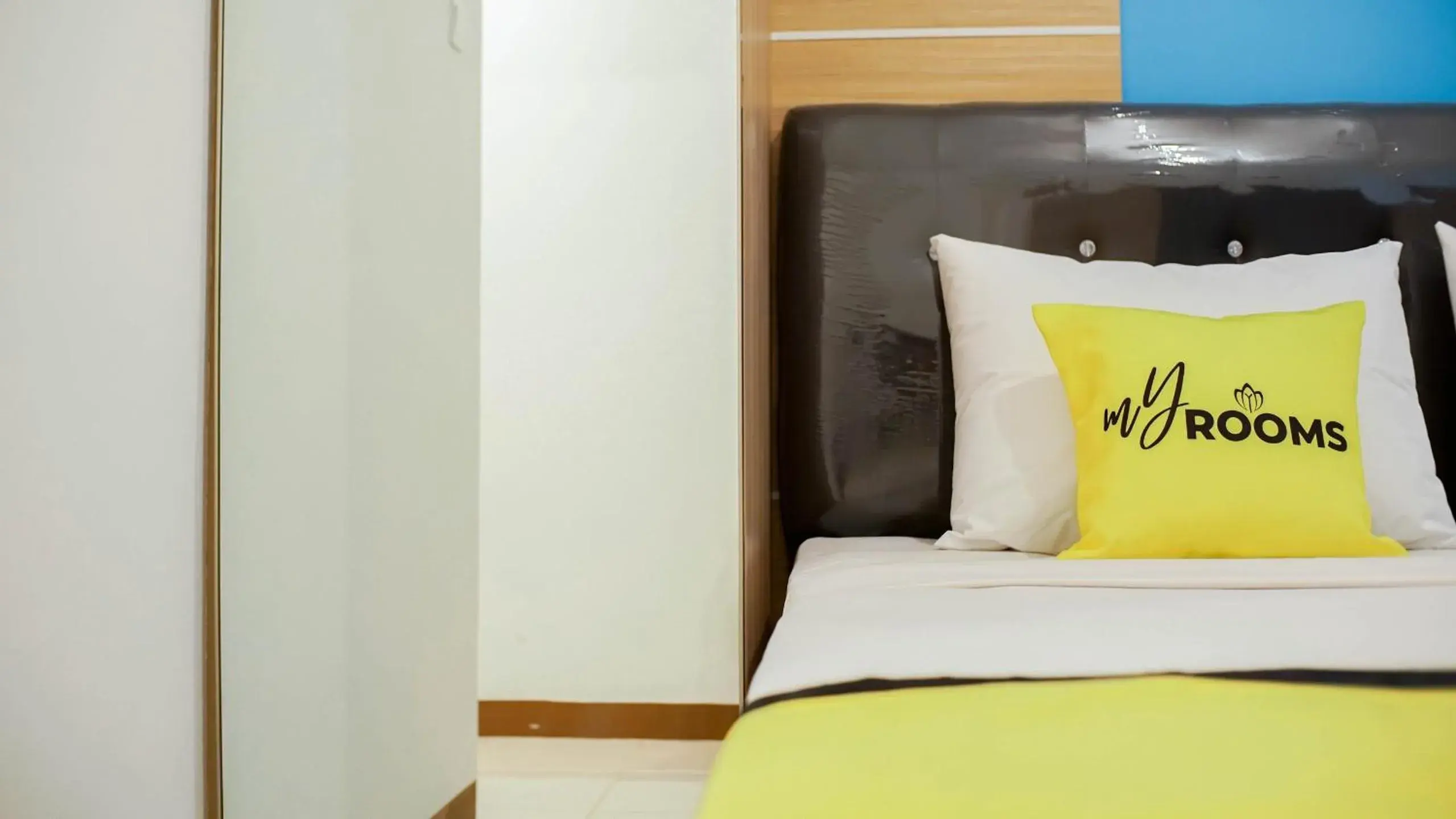 Superior Double Room in My Rooms at Paskal Hyper Square Superior Double Room in My Rooms at Paskal Hyper Square