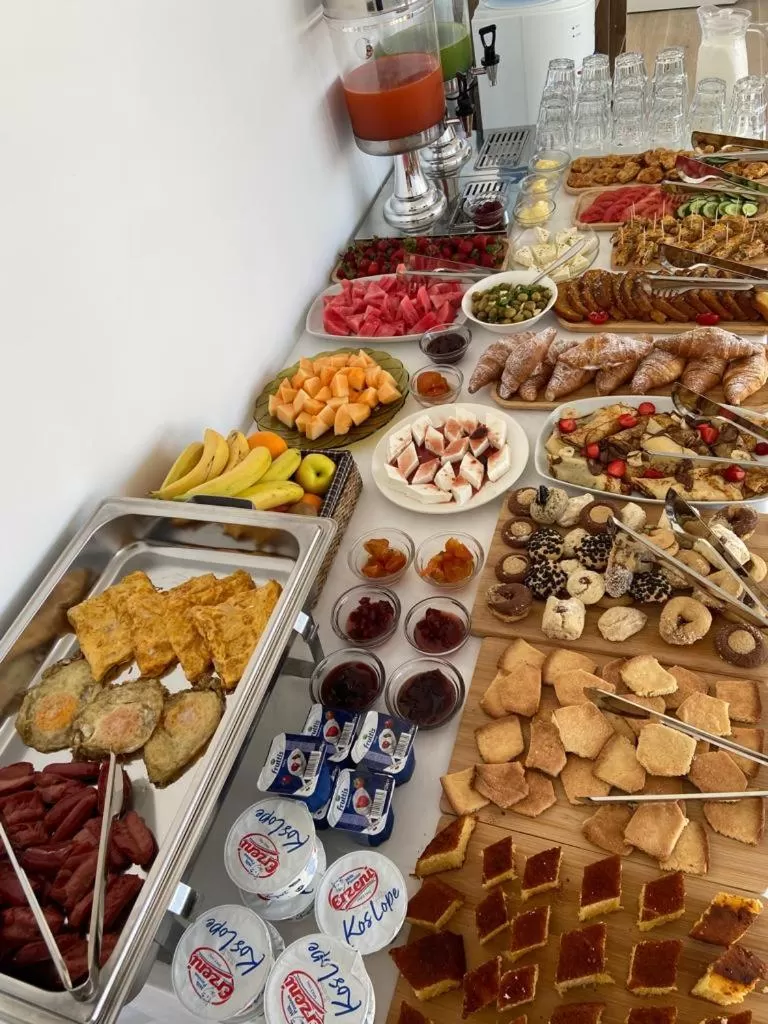 Food and drinks, Food in Otto Hotel