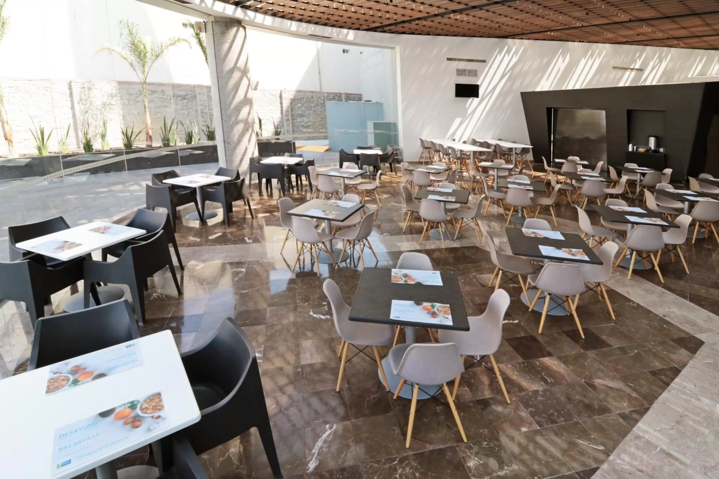 Breakfast in Holiday Inn Express San Luis Potosí by IHG