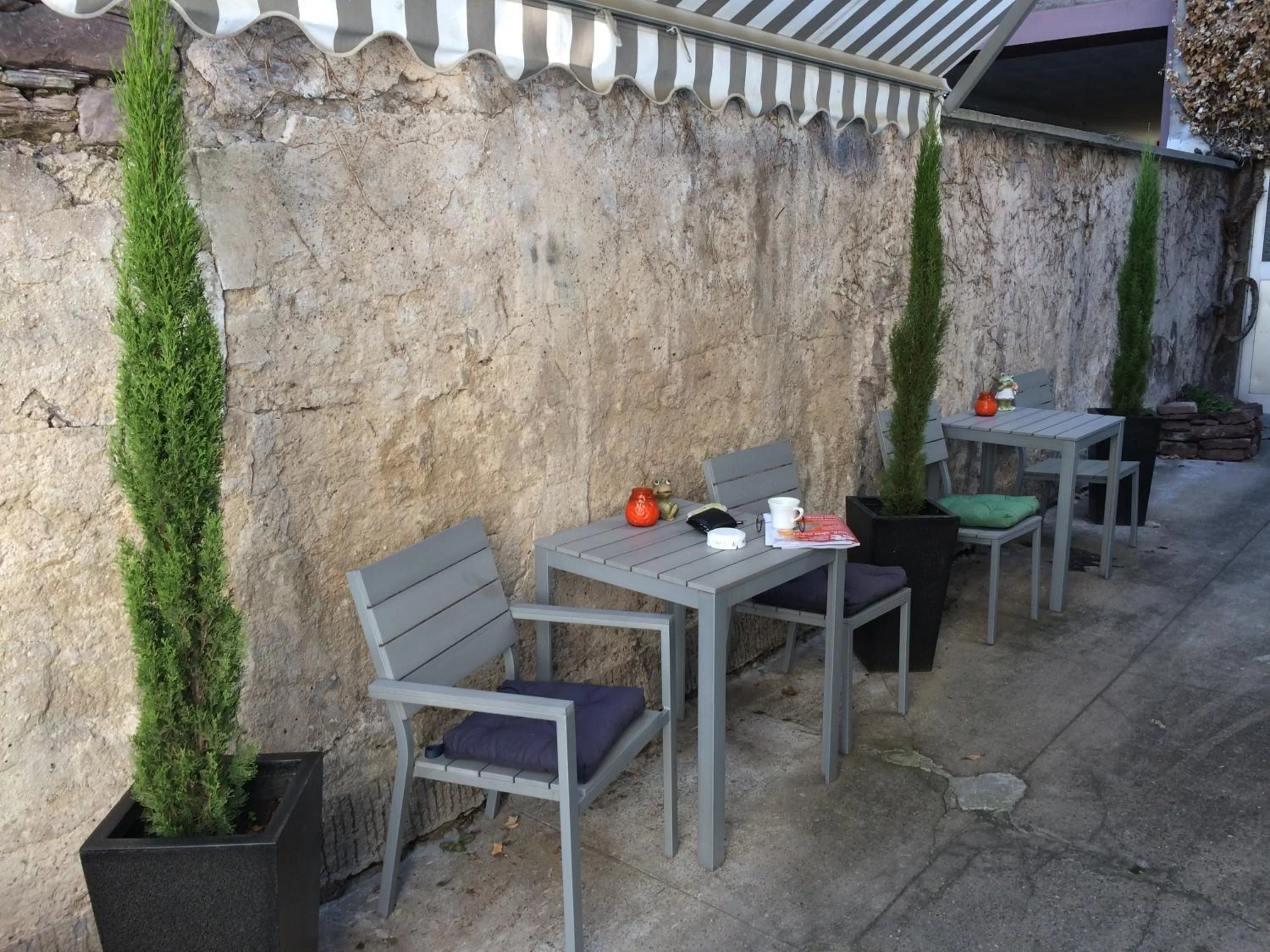 Patio in Hotel Barbarossa Karlsruhe Stadtmitte