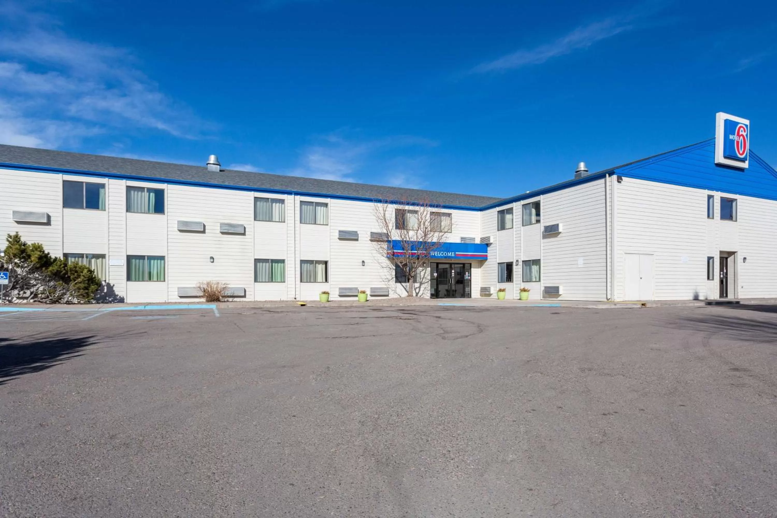 Property building in Motel 6-Great Falls, MT