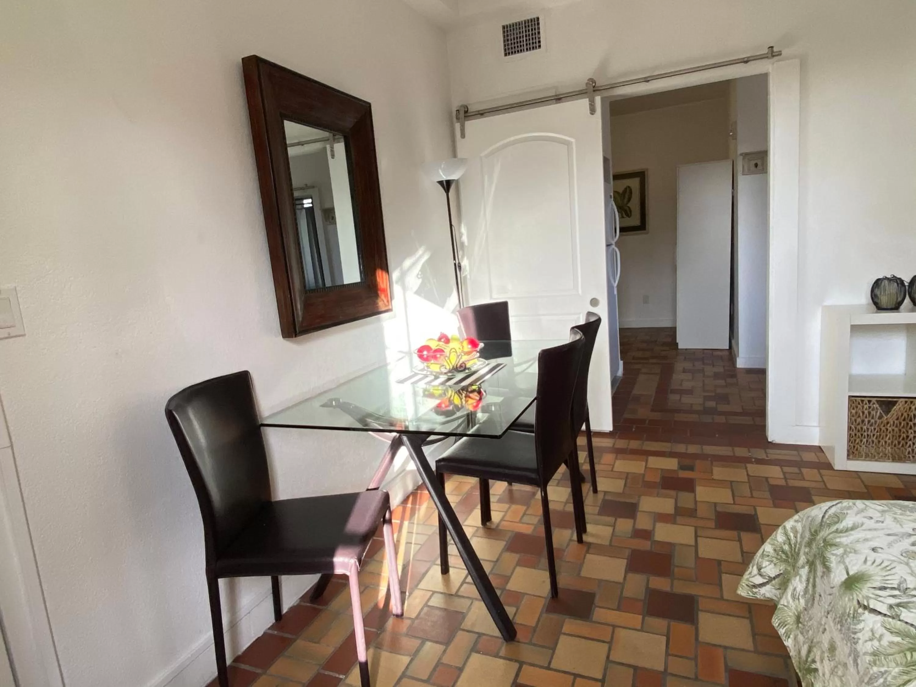 Dining area in Harding Boutique Apartments