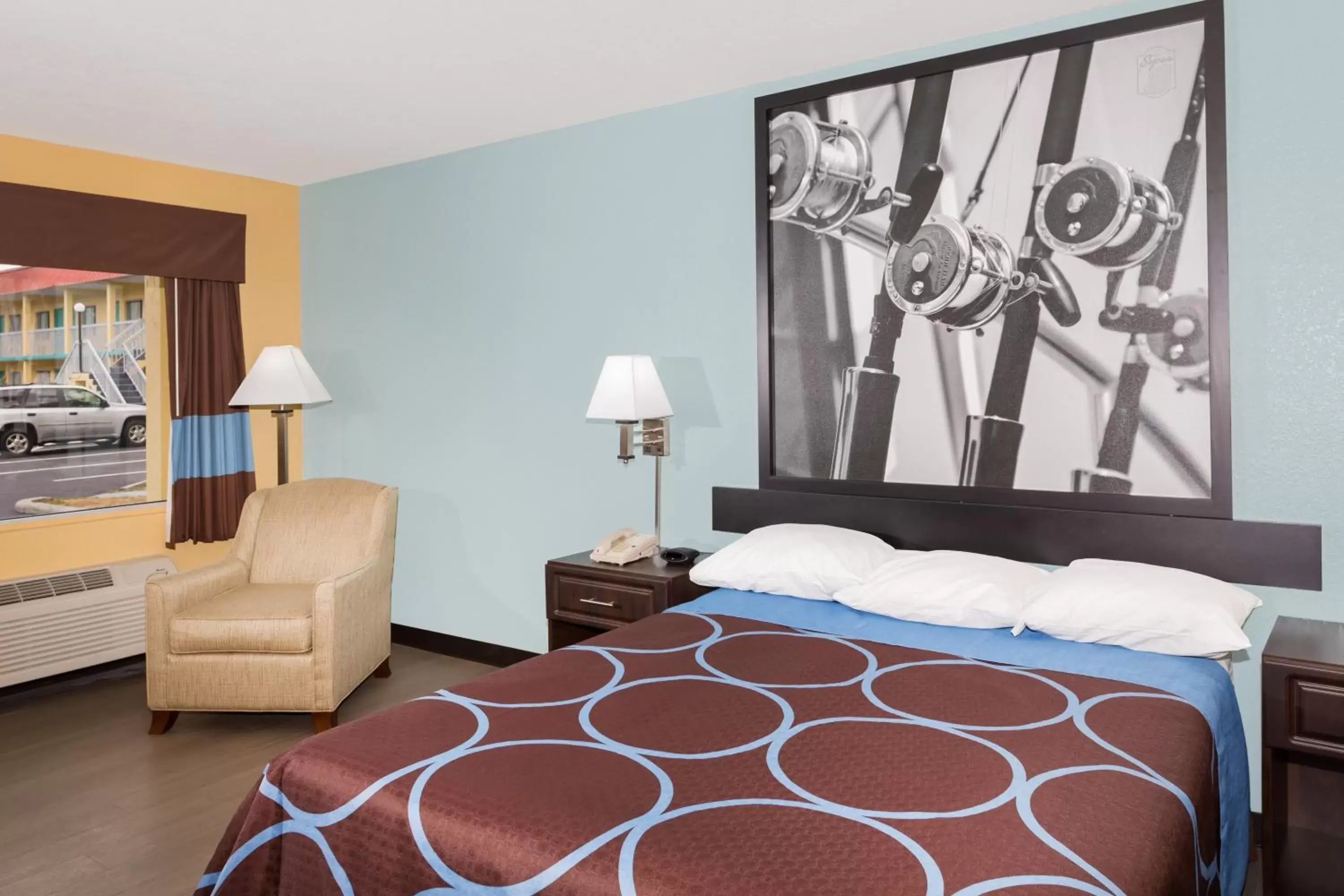 Deluxe Queen Room - Non-Smoking in Super 8 by Wyndham Sarasota Near Siesta Key Deluxe Queen Room - Non-Smoking in Super 8 by Wyndham Sarasota Near Siesta Key