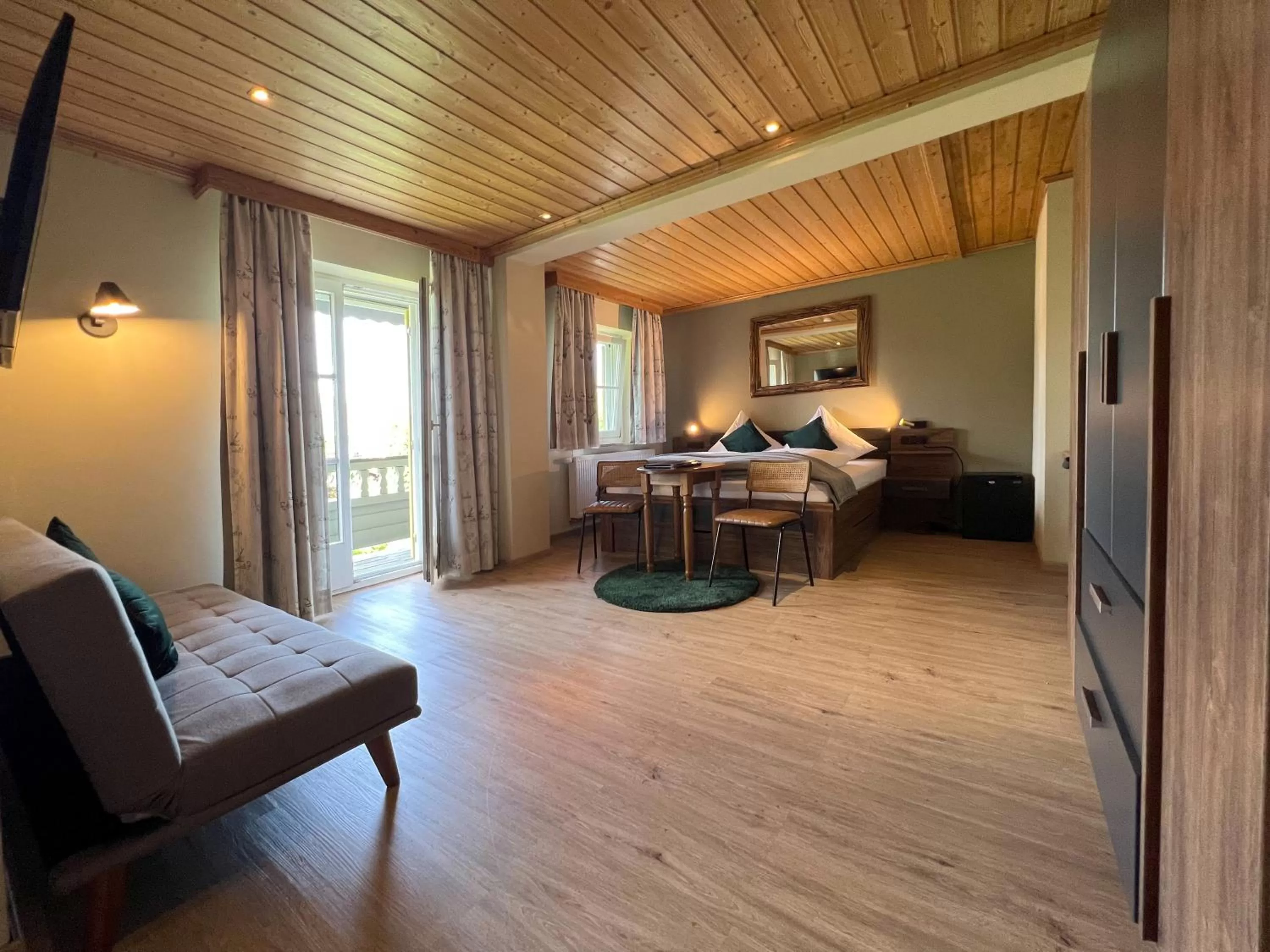 Photo of the whole room in Hotel Schlossblick Chiemsee