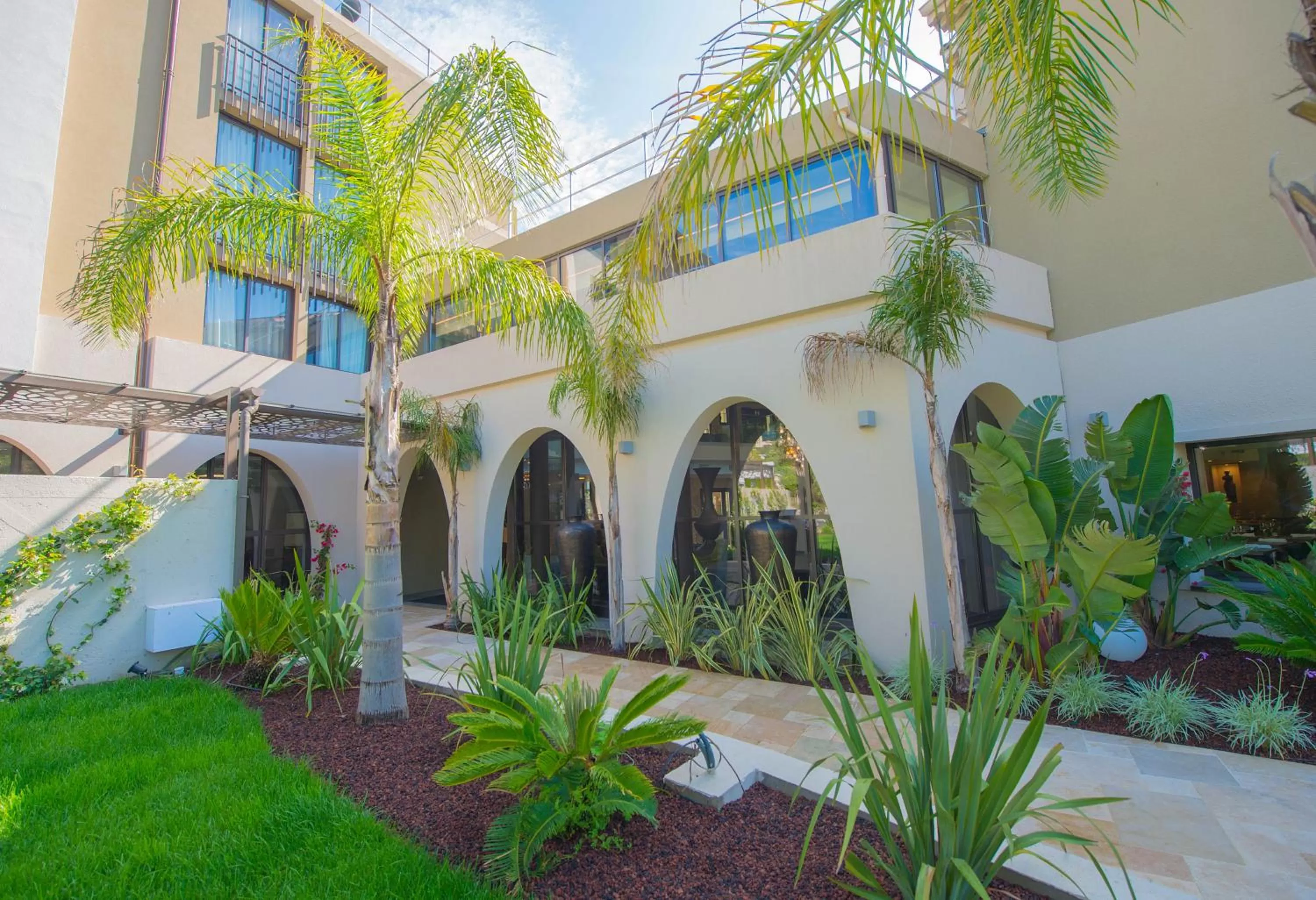 Property building in Hotel Lou Castelet