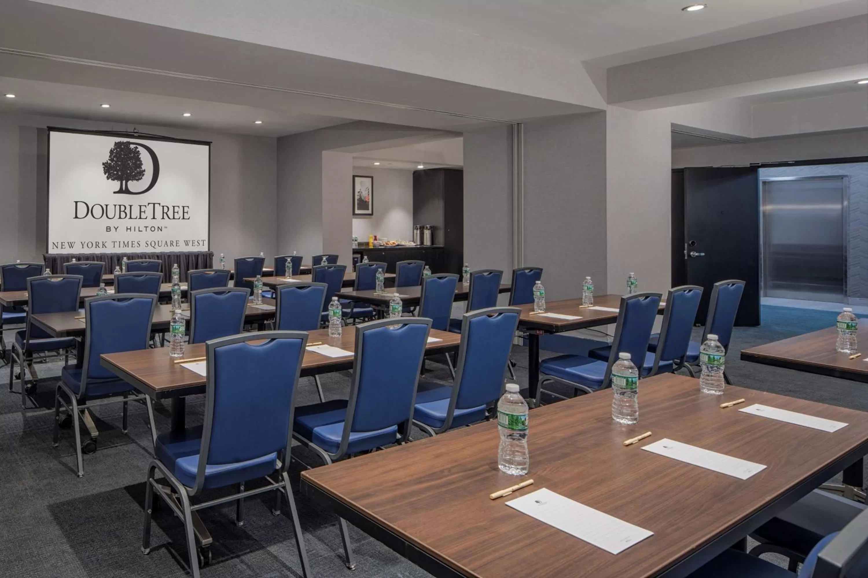 Meeting/conference room in Doubletree By Hilton New York Times Square West