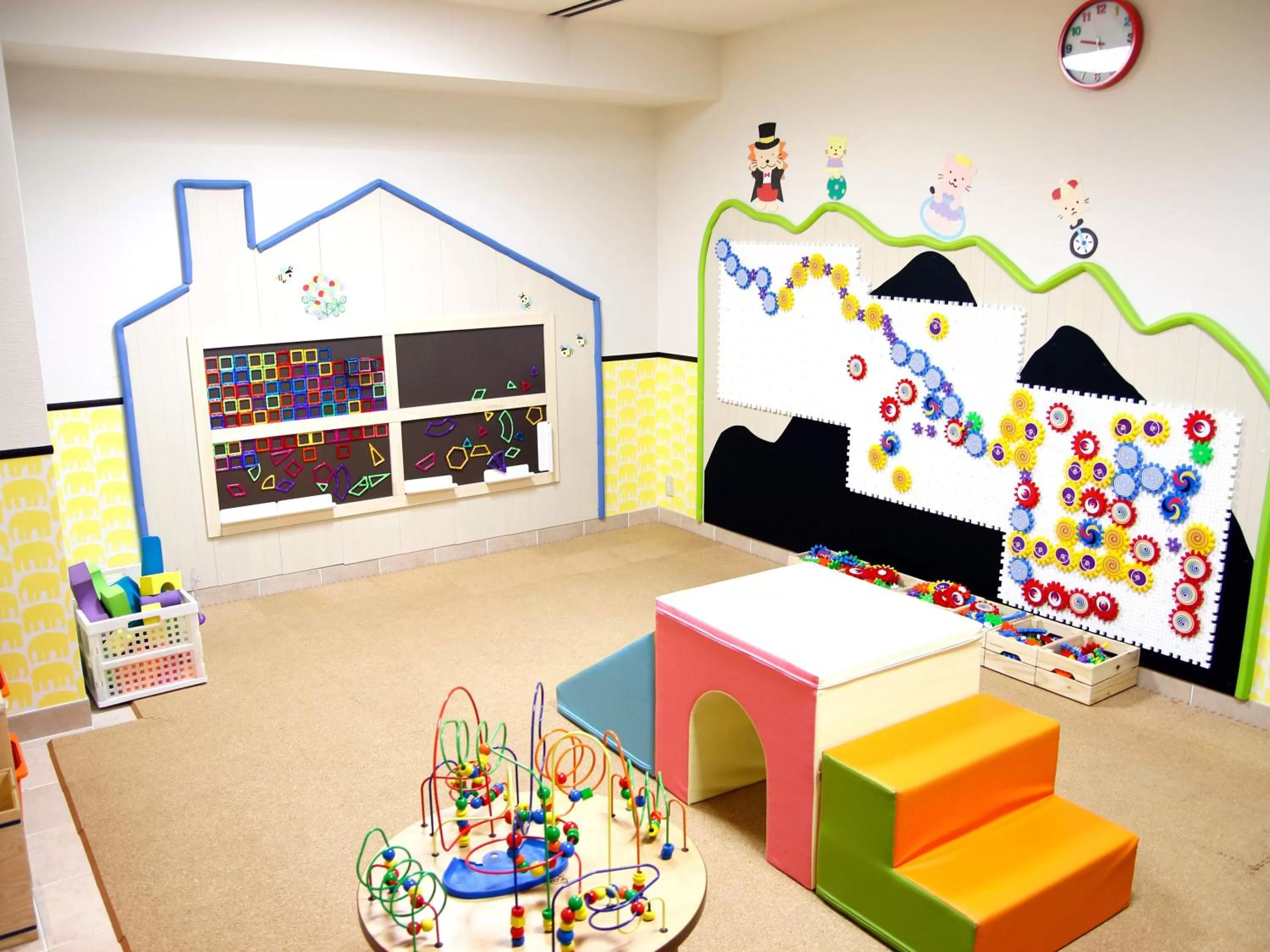 children in Hotel Angel Grandia Echigo Nakazato