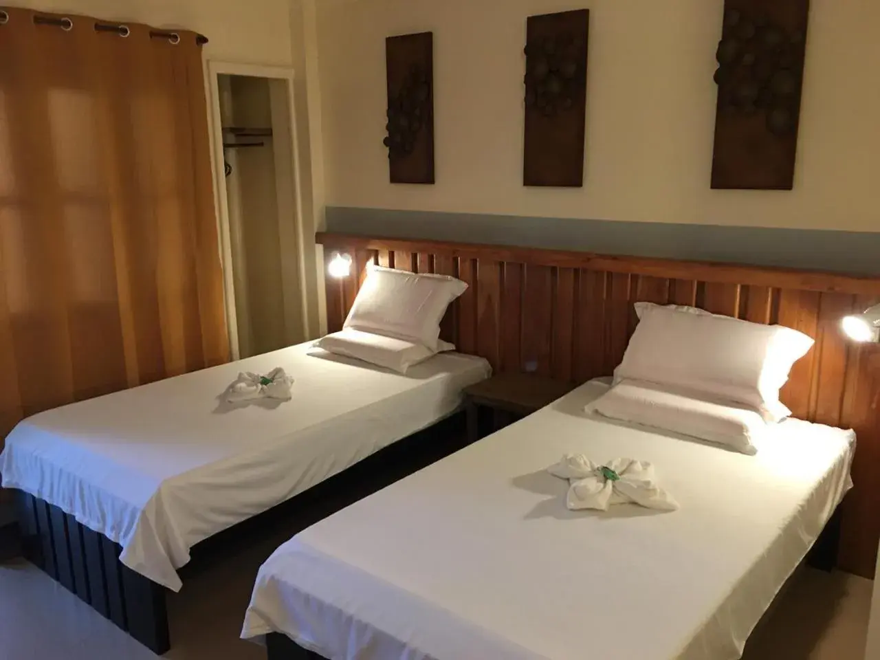 Ferellee Beach Front Inn Ferellee Beach Front Inn