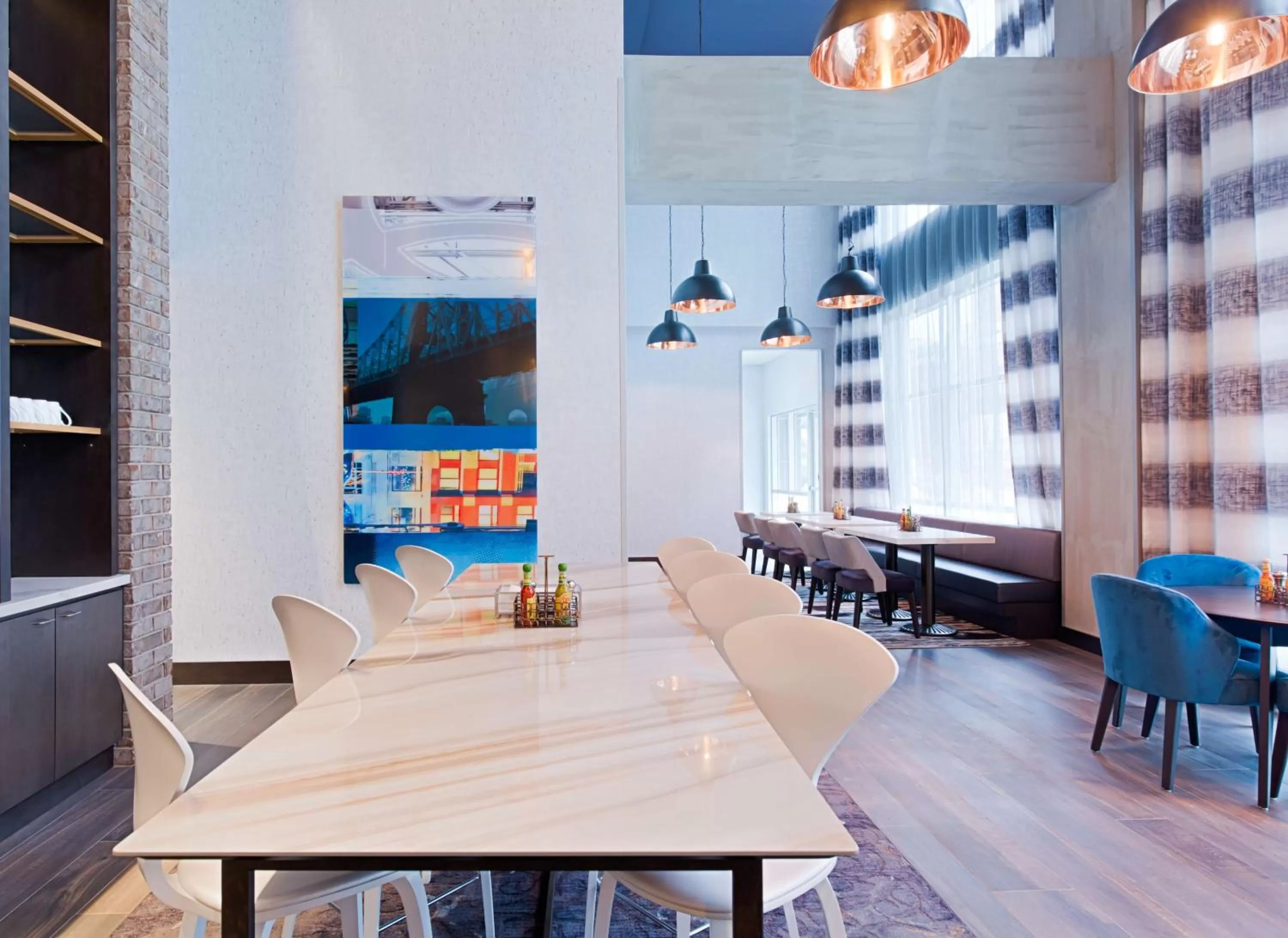 Restaurant/places to eat in Hyatt Place Long Island City