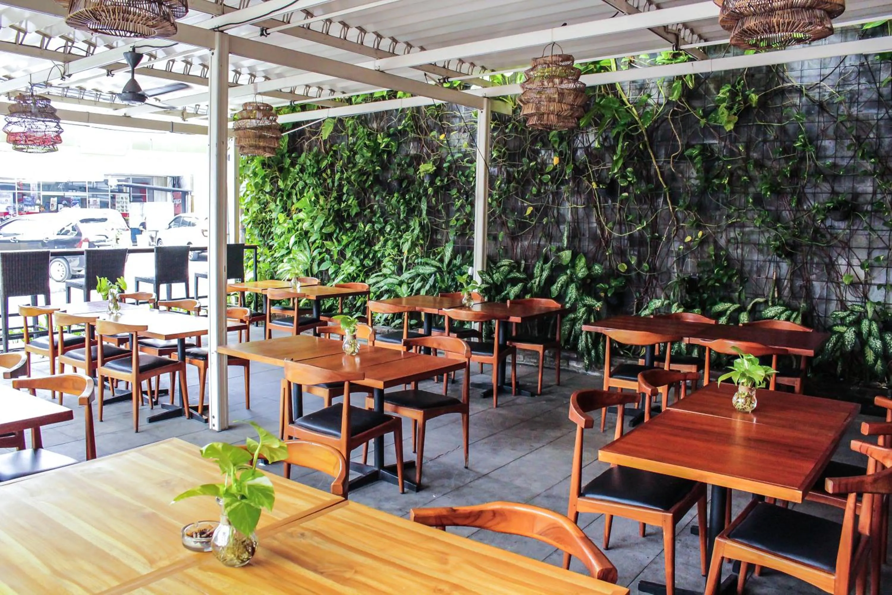 Restaurant/places to eat in Tusita Boutique Hotel