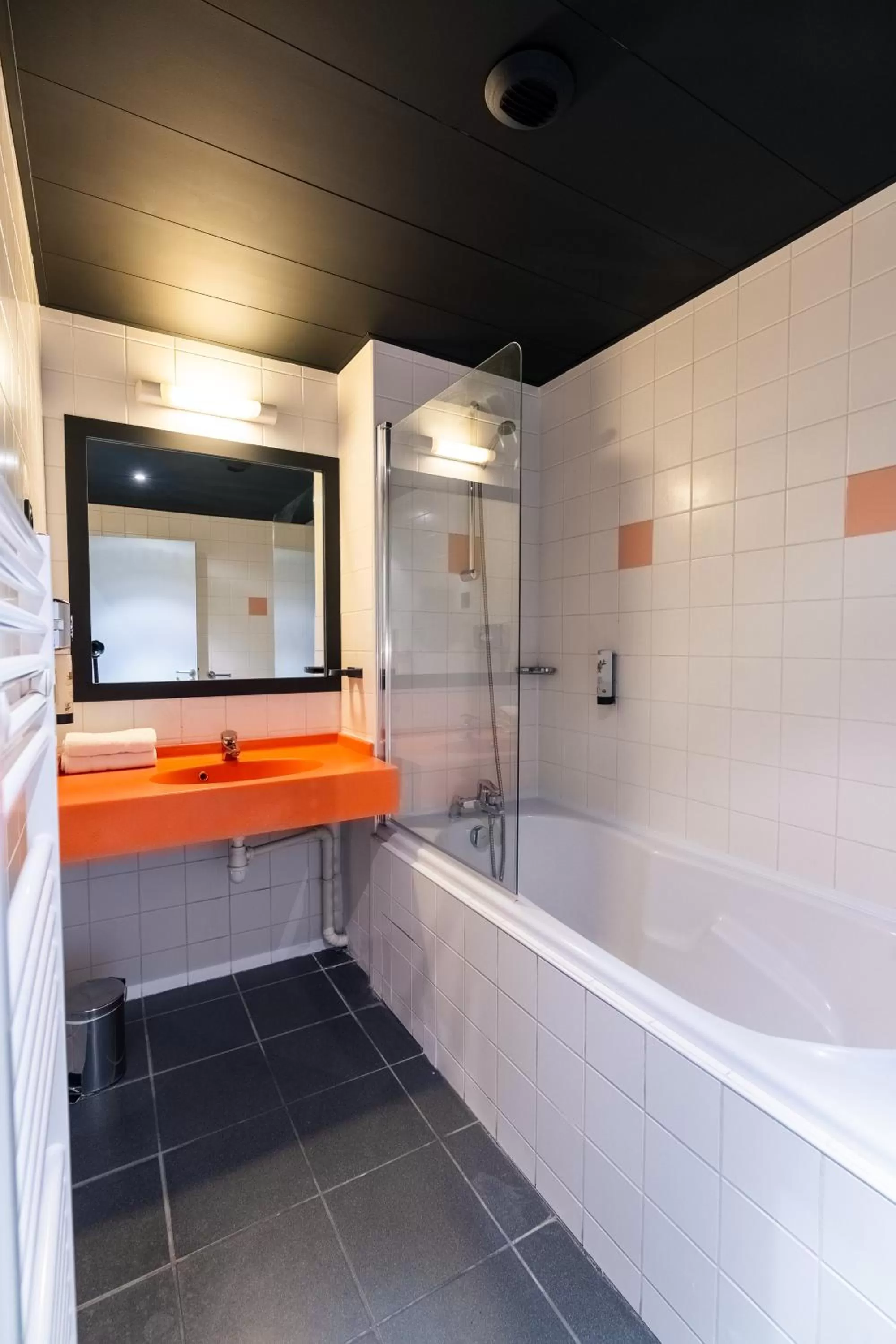 Bathroom in Cowool Lille Villeneuve D'Ascq - Ex Olivarius