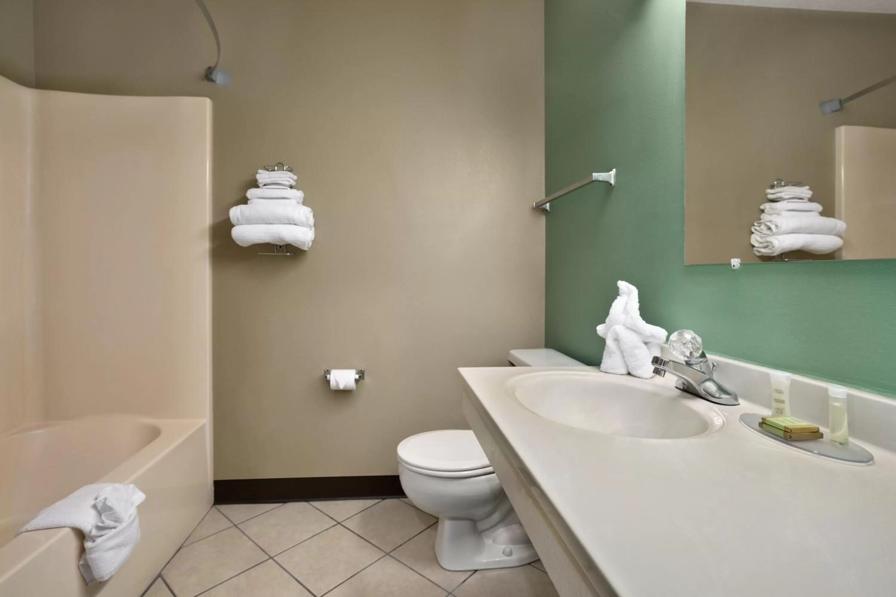 Bathroom in Super 8 by Wyndham Russellville